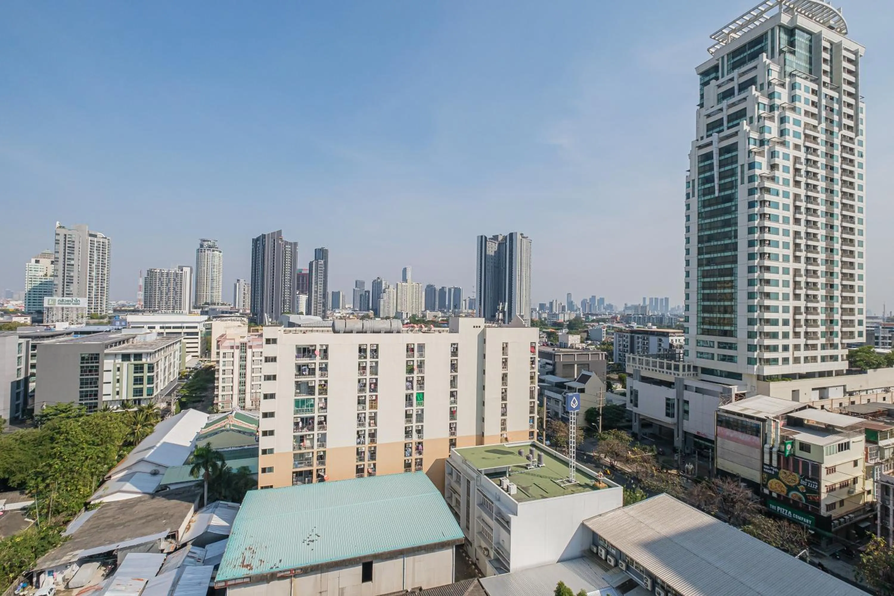 City view in Boss Mansion