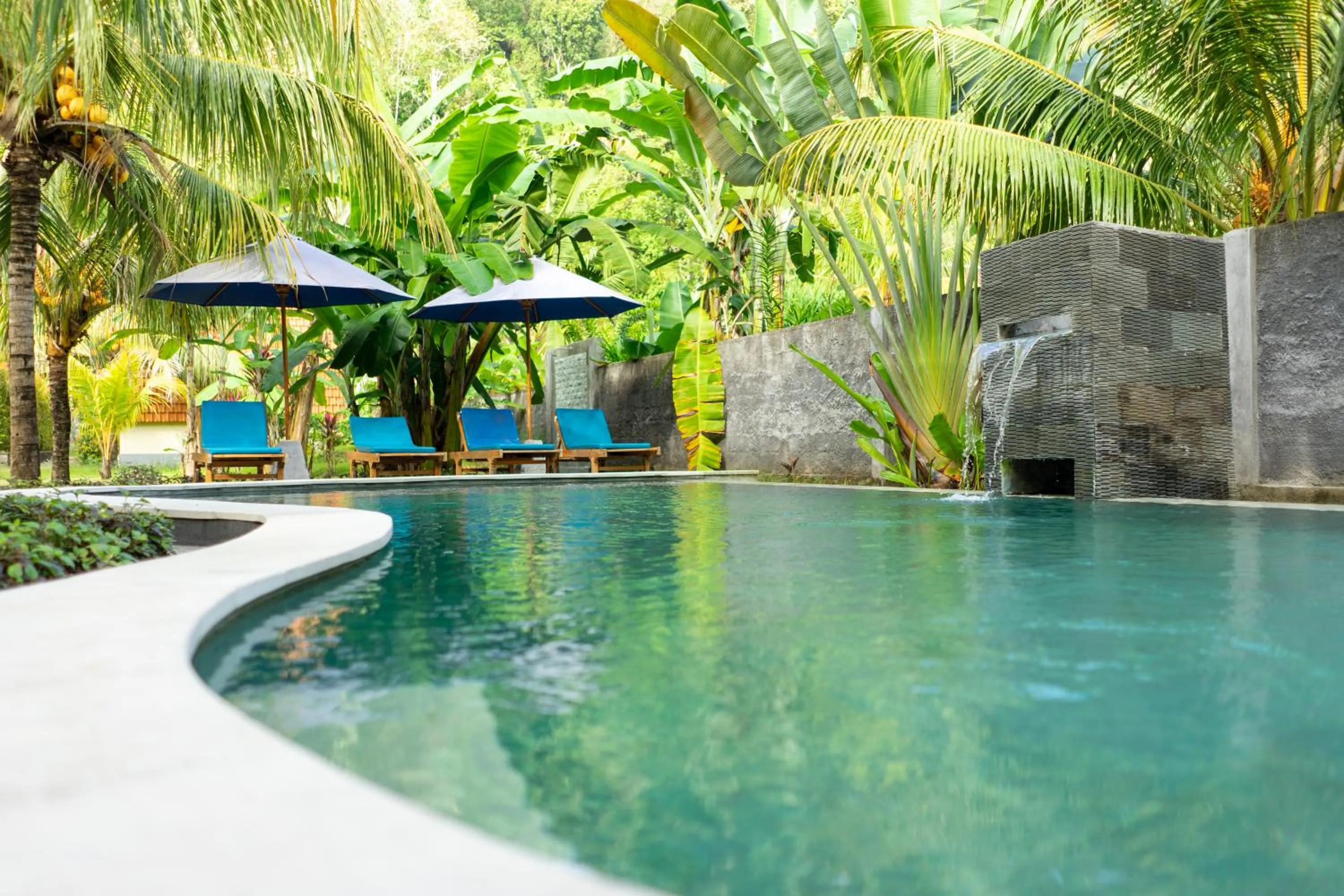 Swimming pool in Penida Bay Village