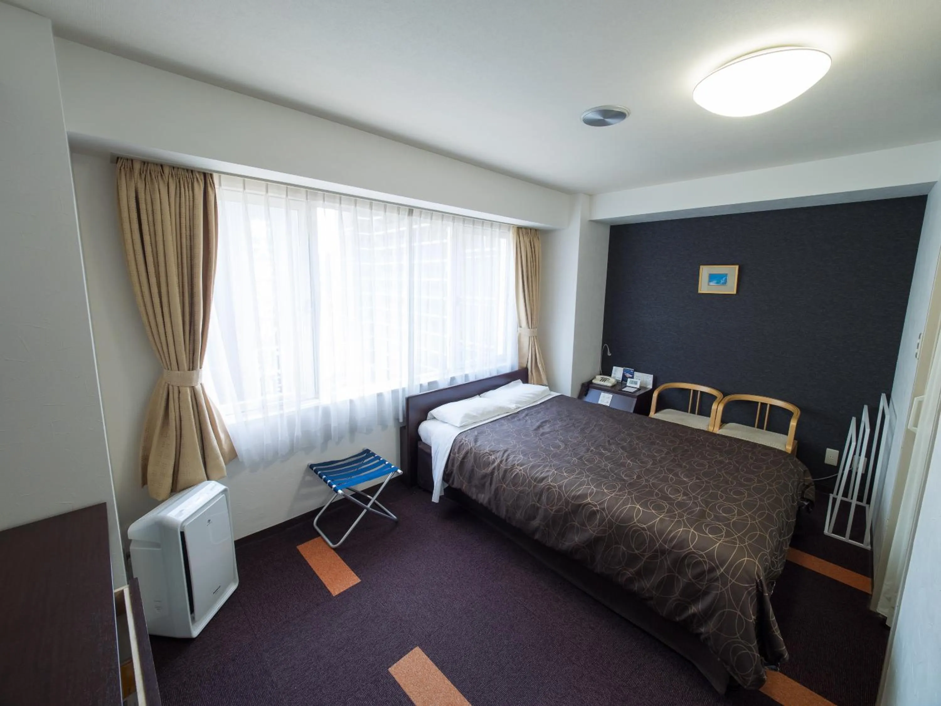Photo of the whole room, Bed in Hotel Shin Osaka