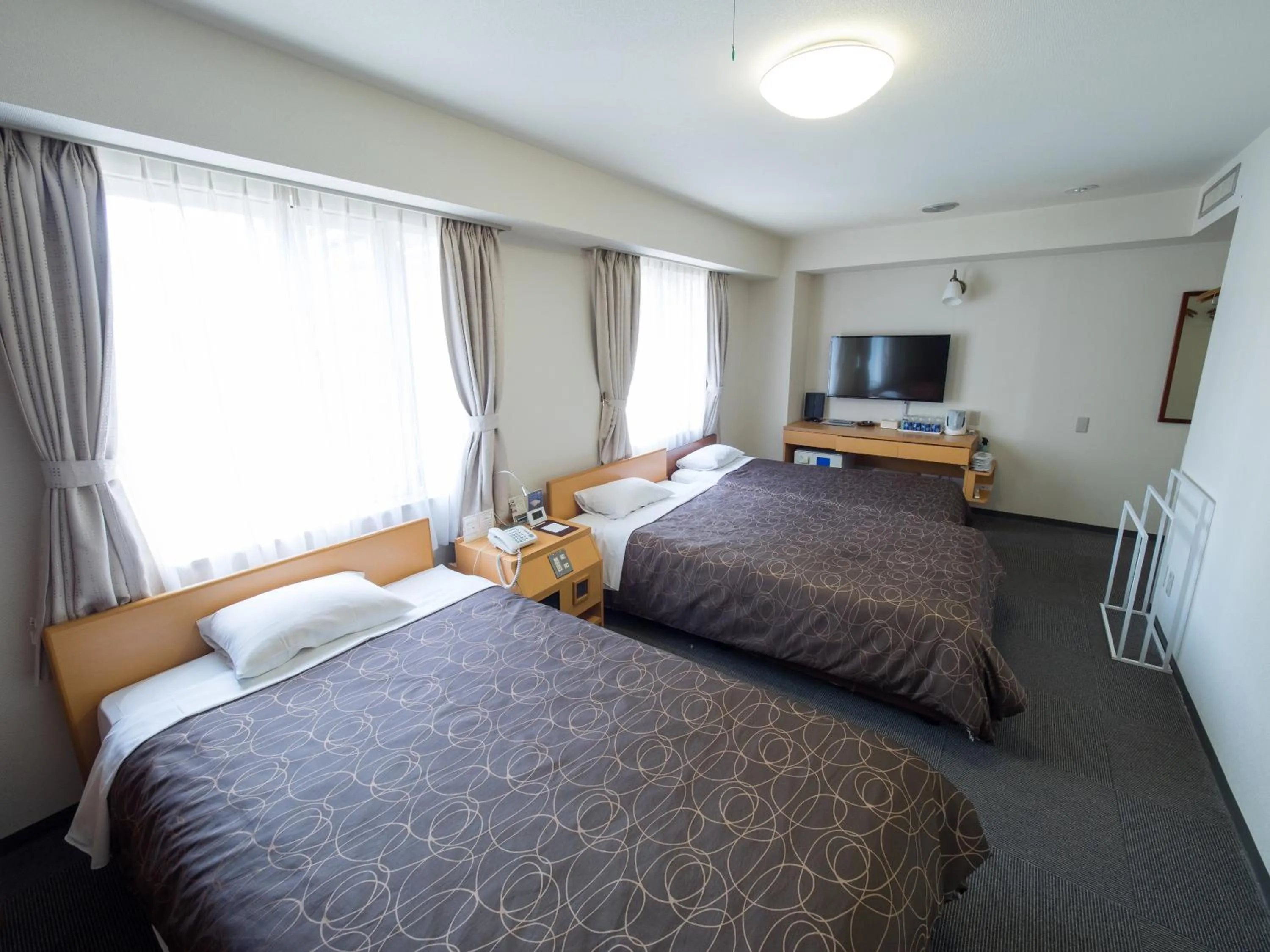 Photo of the whole room, Bed in Hotel Shin Osaka