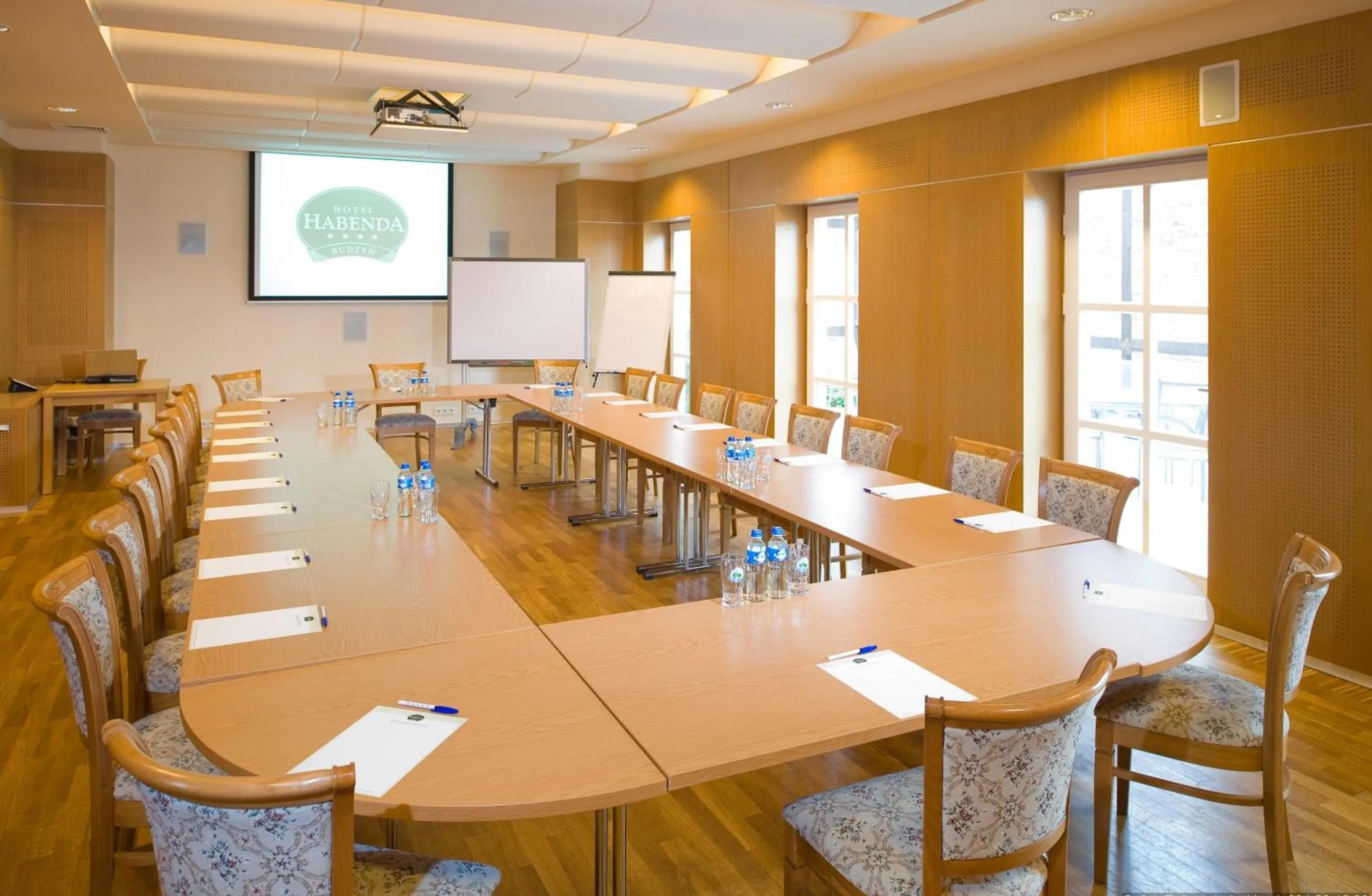 Business facilities in Hotel Habenda