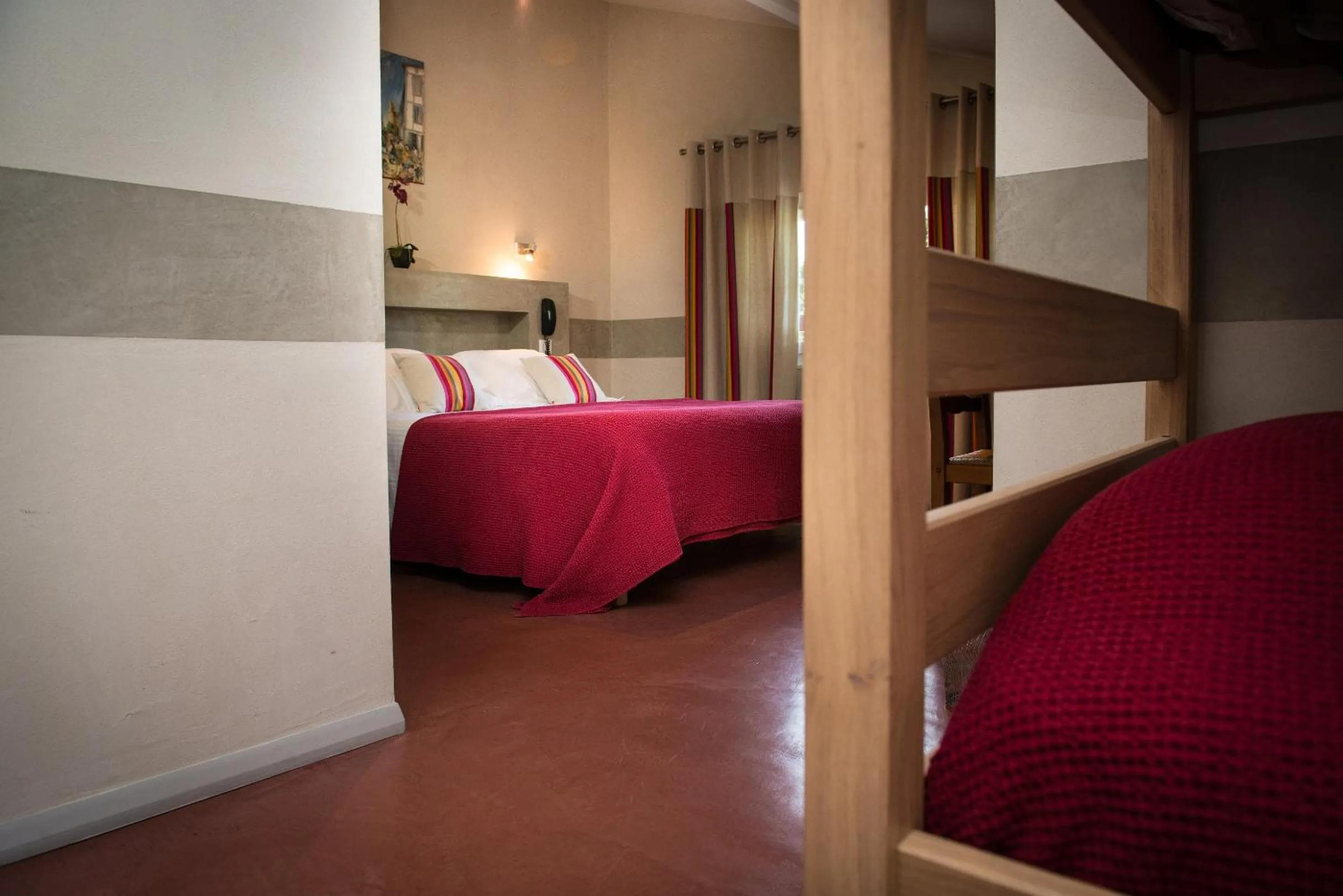 bunk bed, Bed in Logis Hotel Ur-Hegian