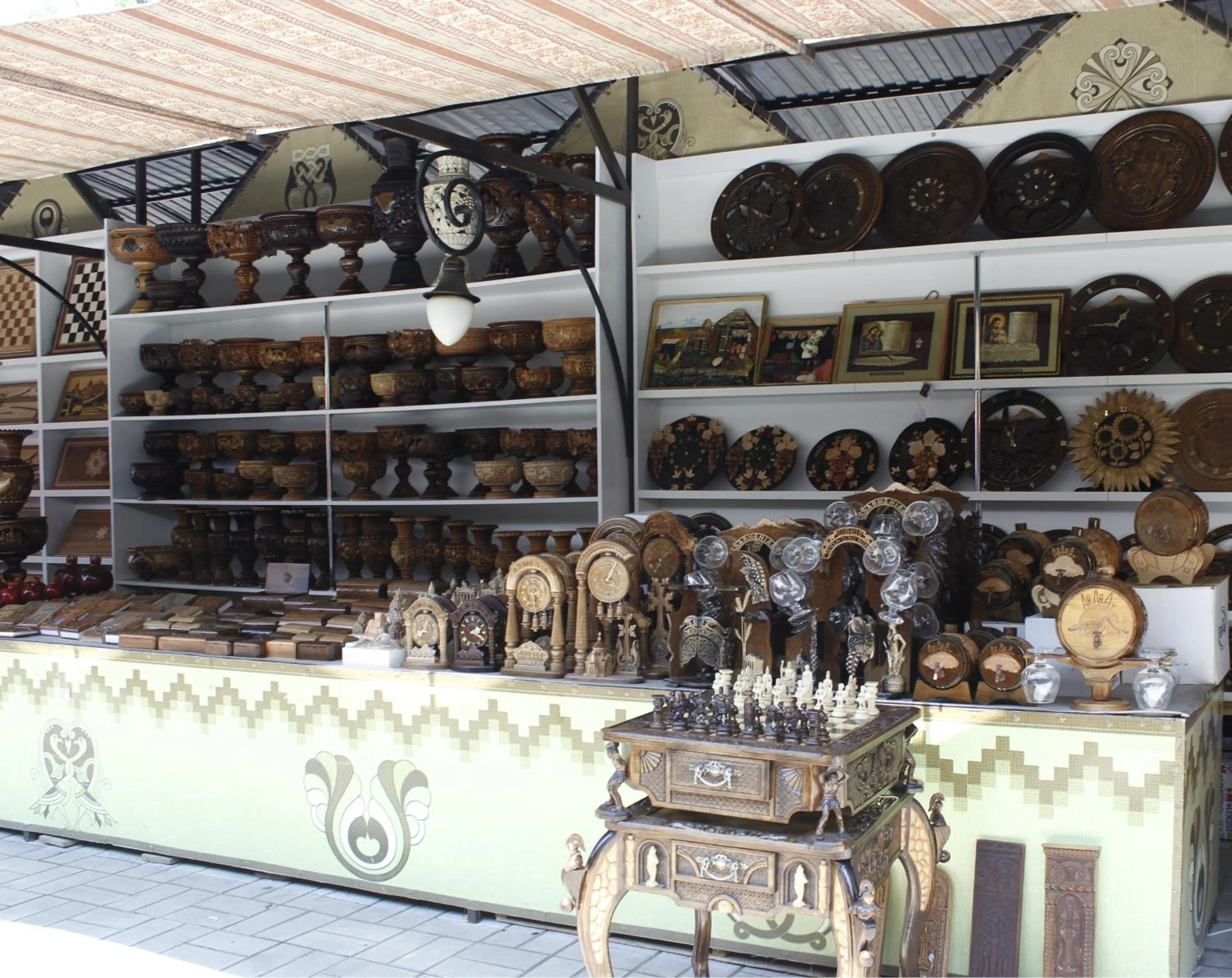 Nearby landmark in L'image Art Hotel