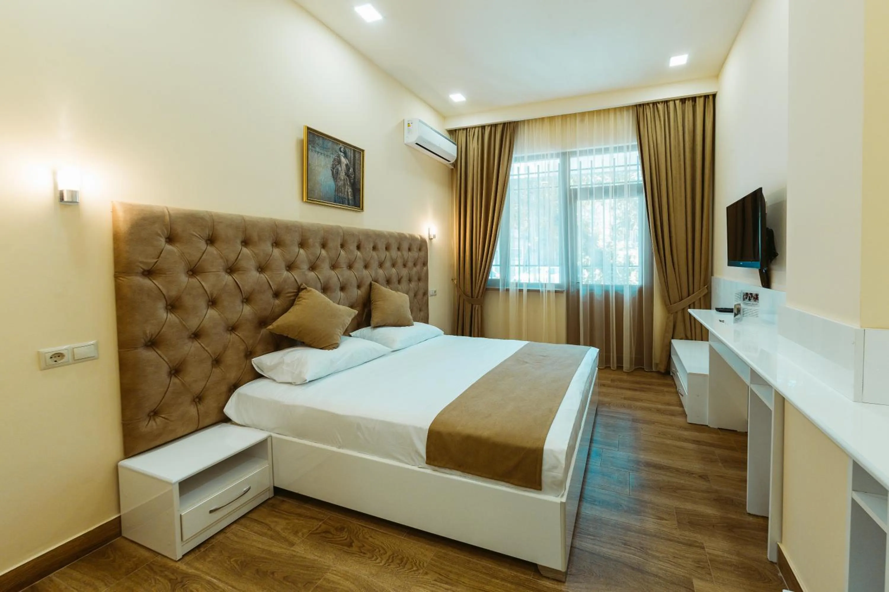 Bedroom, Bed in L'image Art Hotel