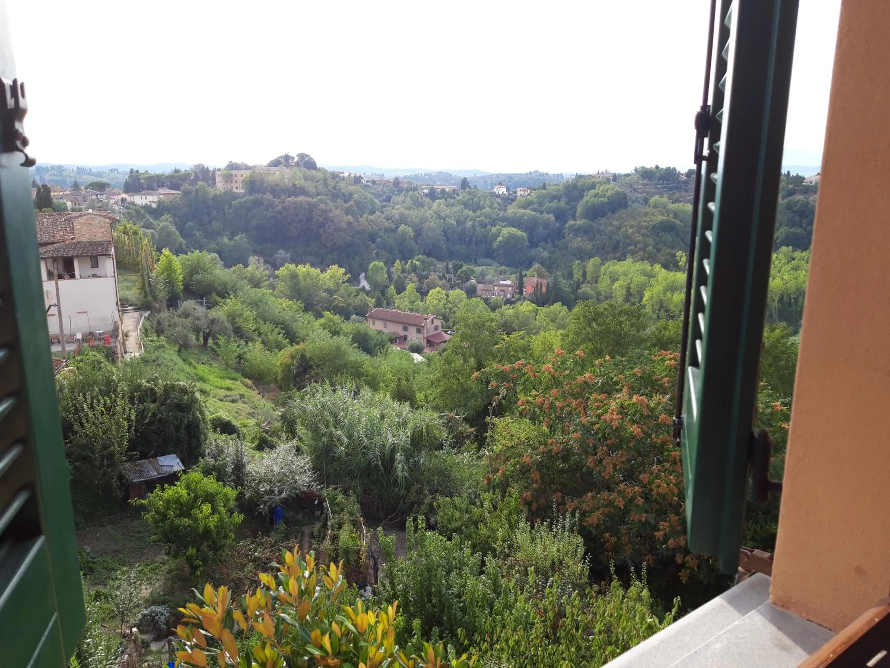 Garden view in Affitta camere San Miniato