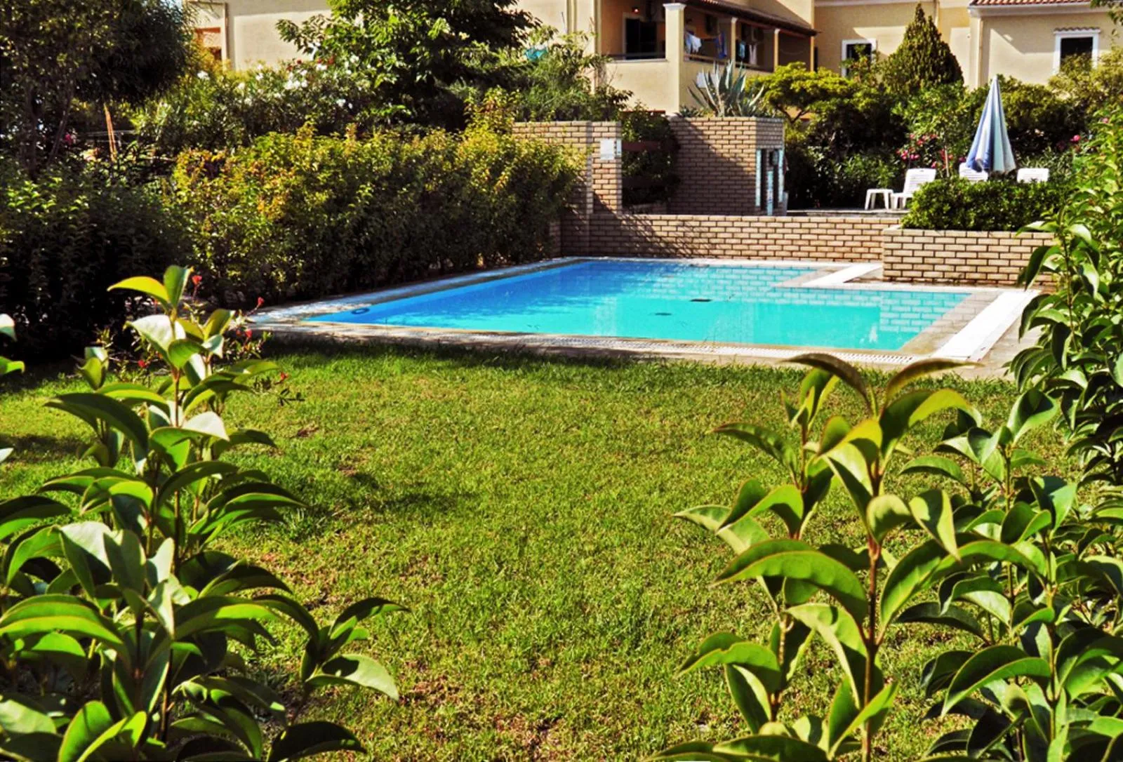 Swimming pool in Nireas Resort Corfu