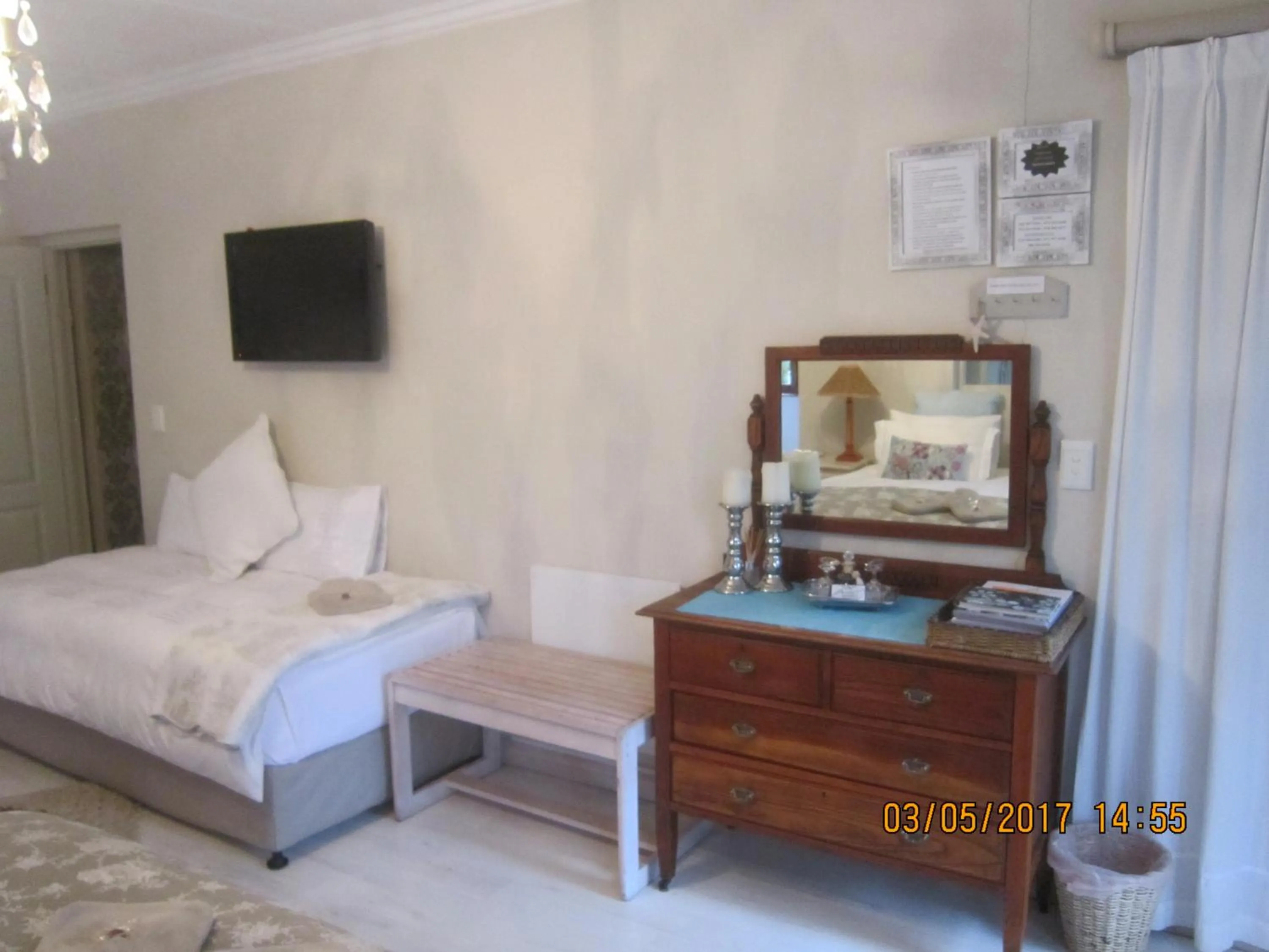 Bed in Twilight Cottage