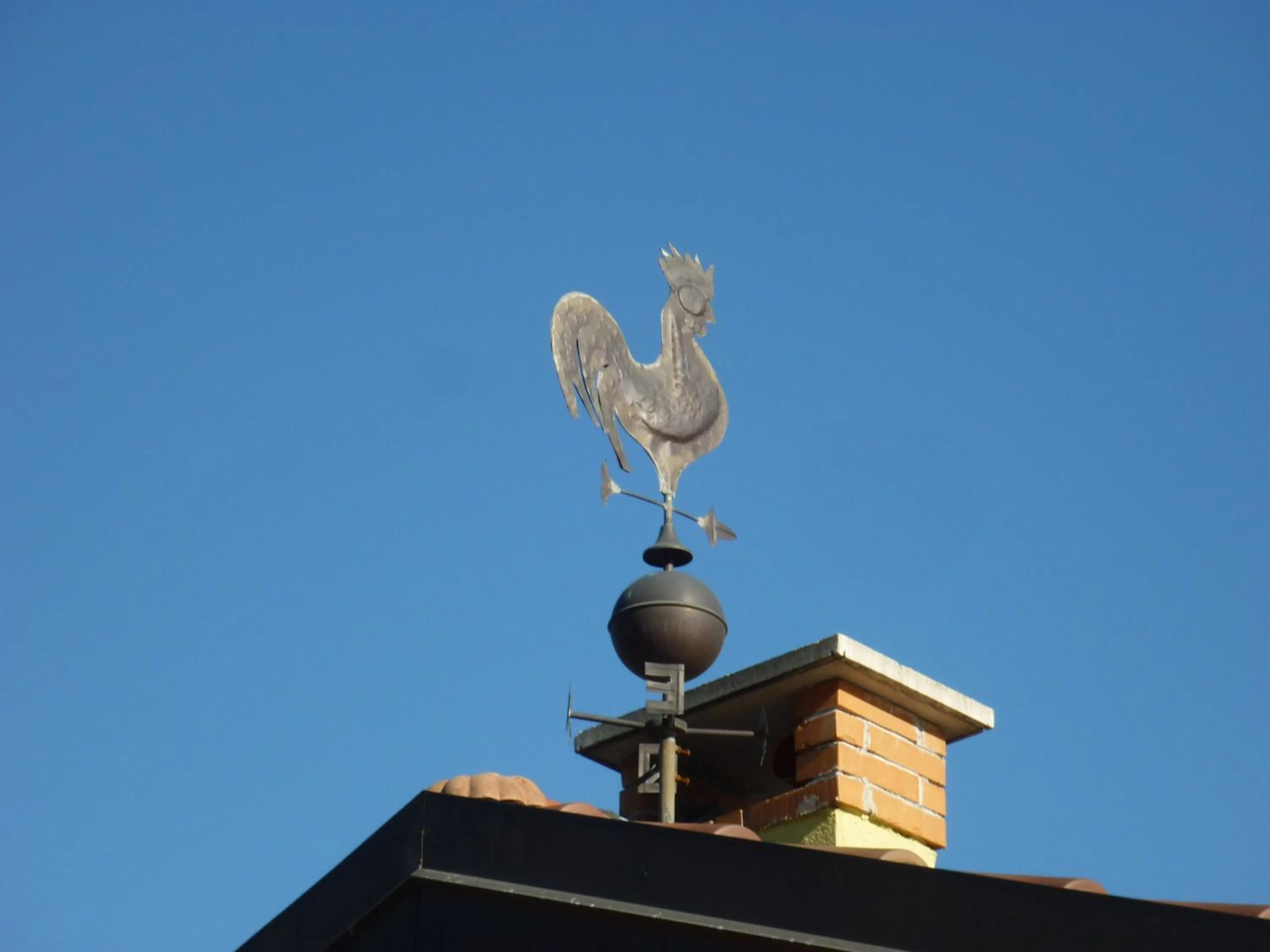 Facade/entrance in Residence Rivachiara (check-in at Hotel Riviera in Viale Rovereto, 95)