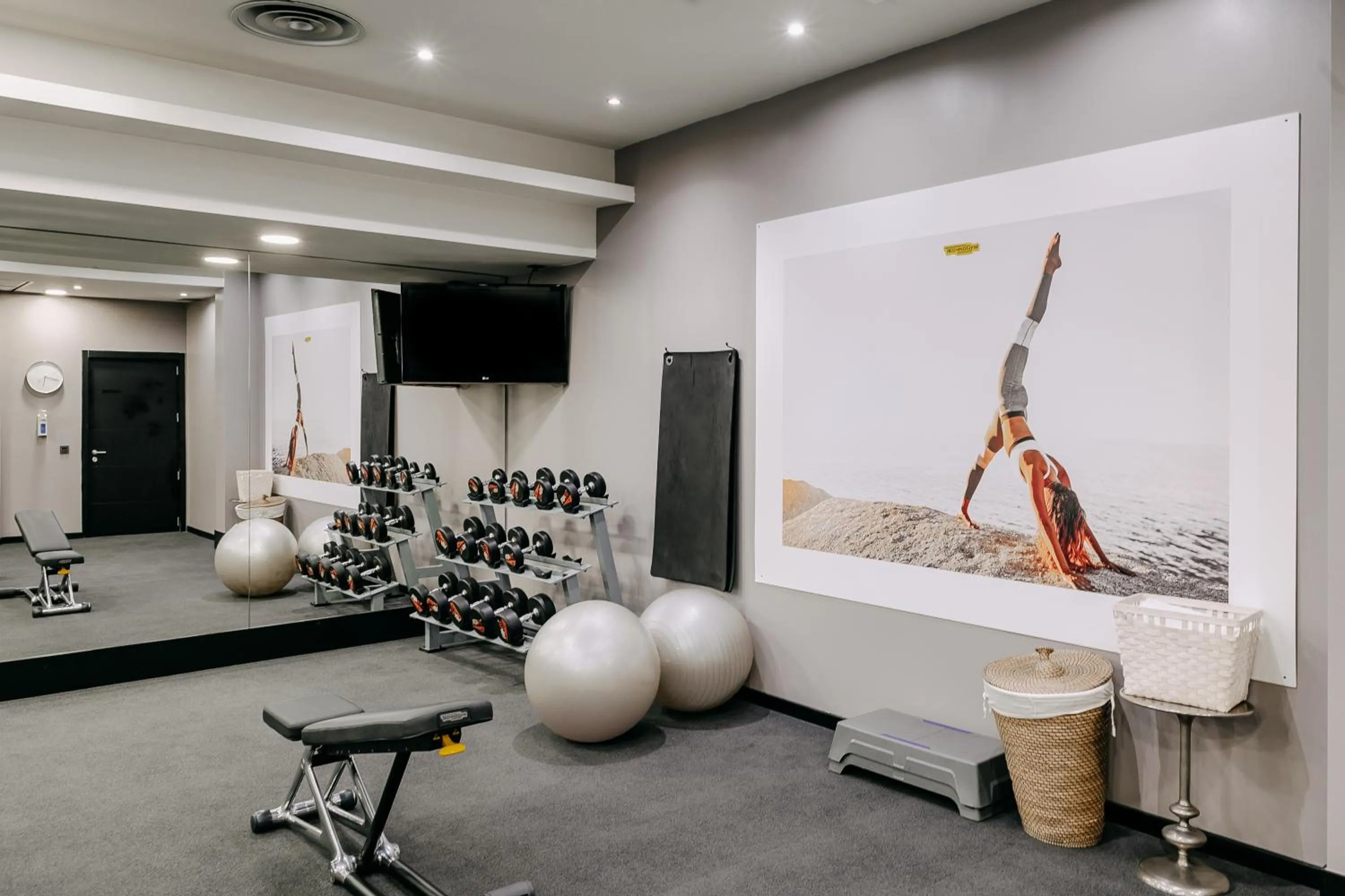 Fitness centre/facilities in 138 Liberdade Hotel