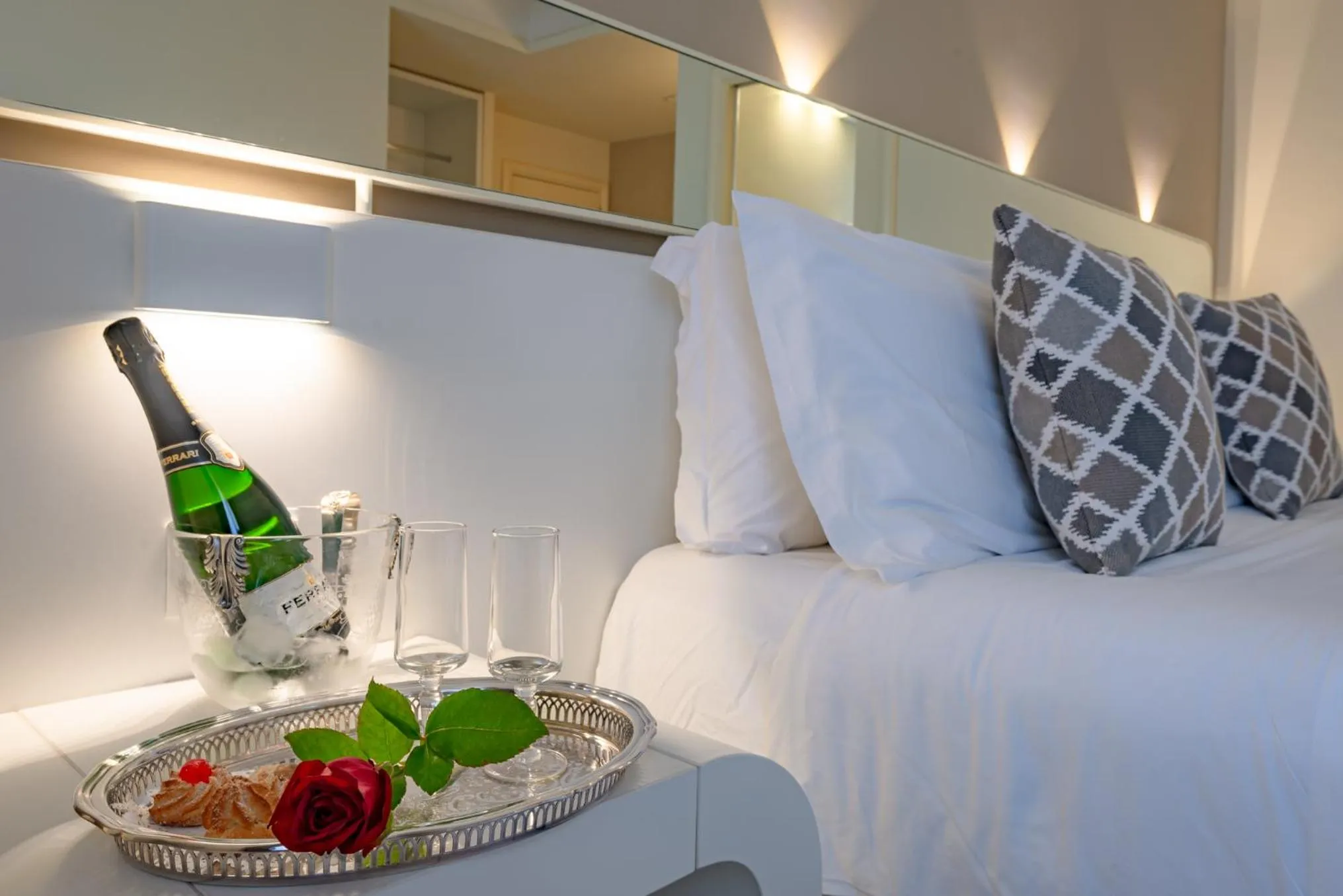 Bedroom, Bed in Fazio Rooms