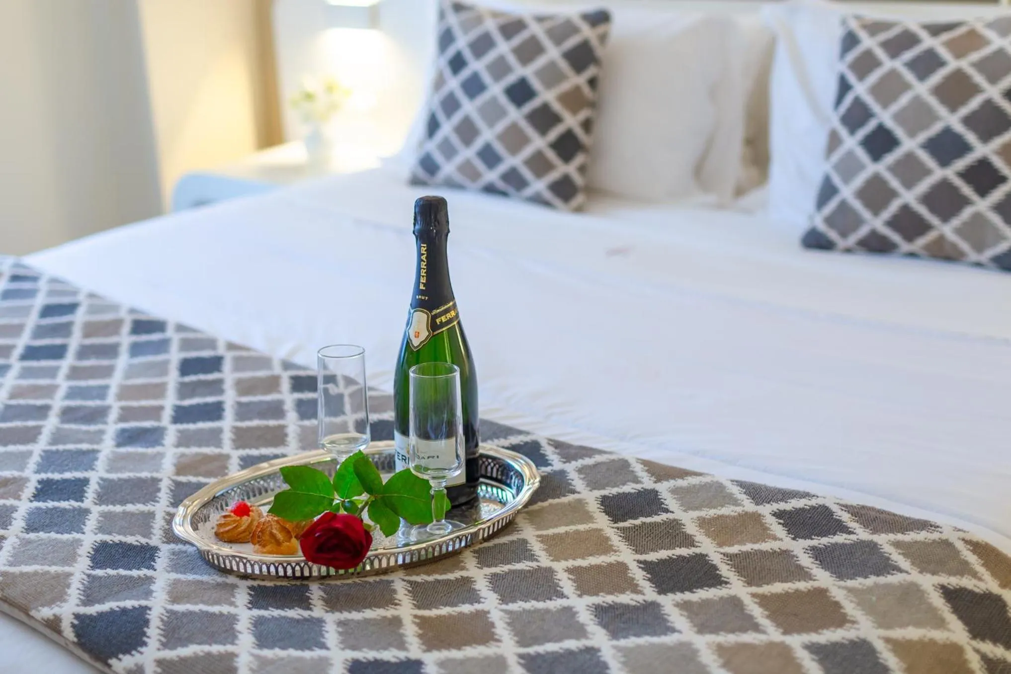 room service, Bed in Fazio Rooms