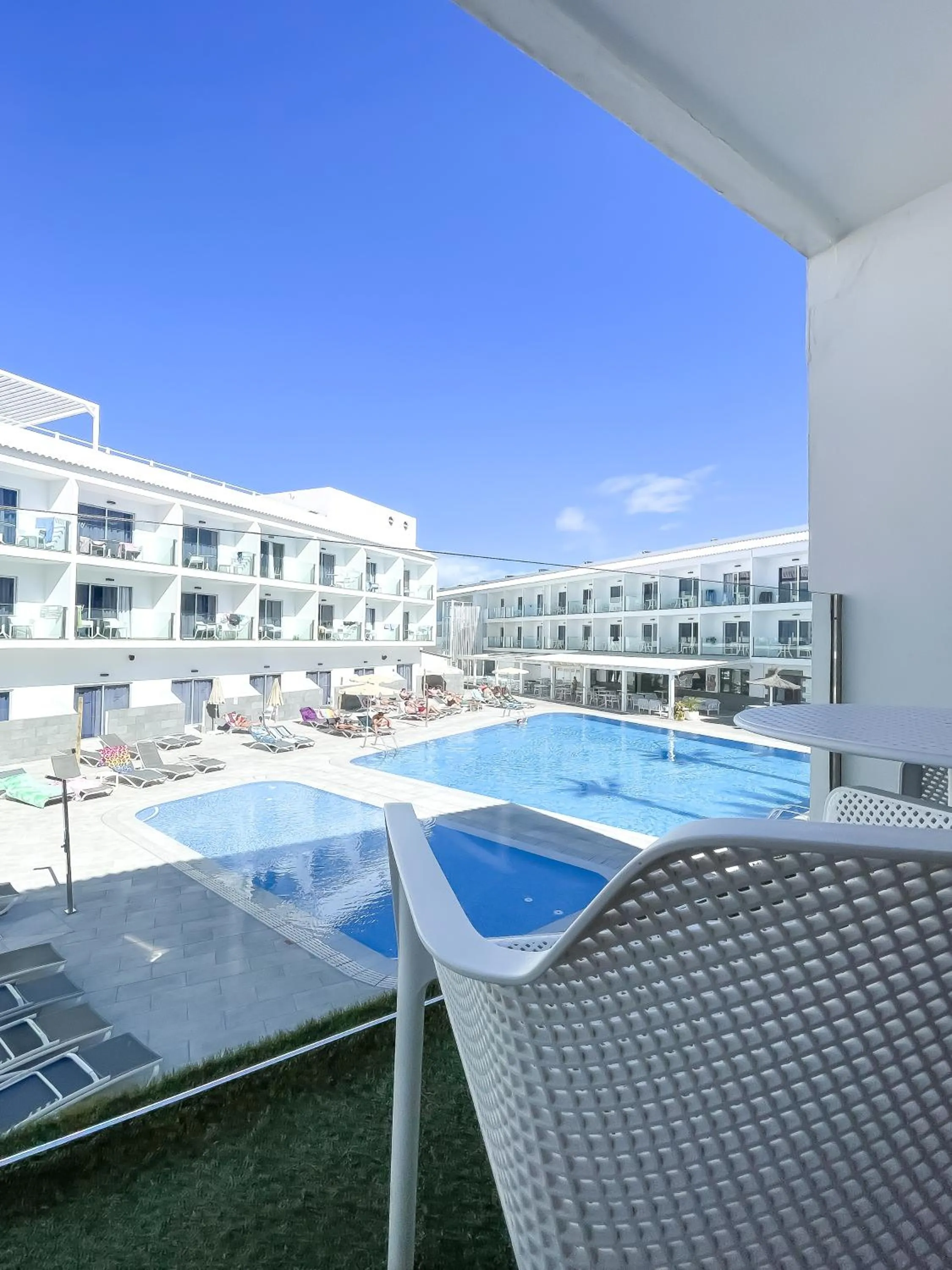 Pool view in Corralejo Surfing Colors Hotel&Apartments
