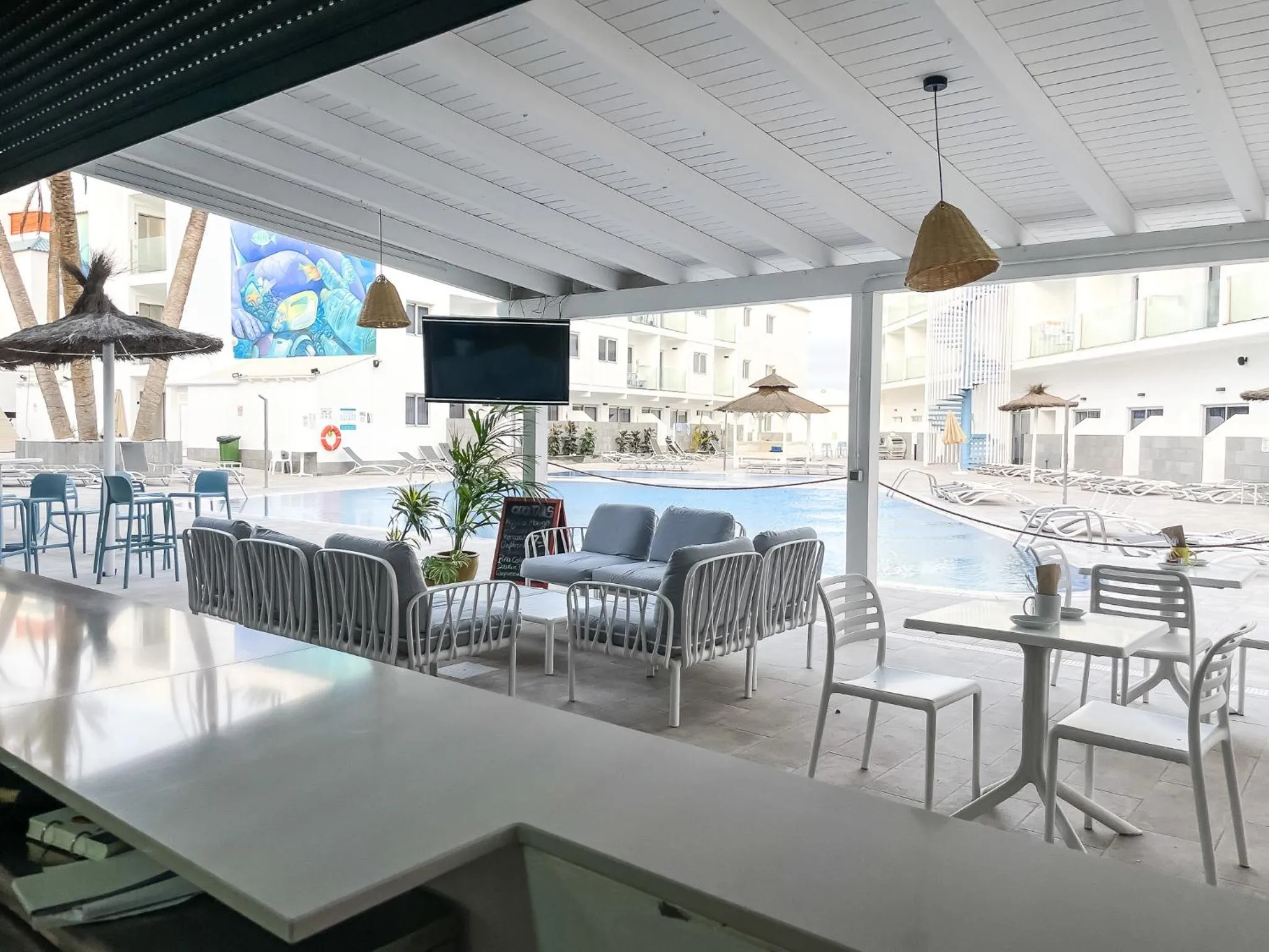 Lounge or bar in Corralejo Surfing Colors Hotel&Apartments