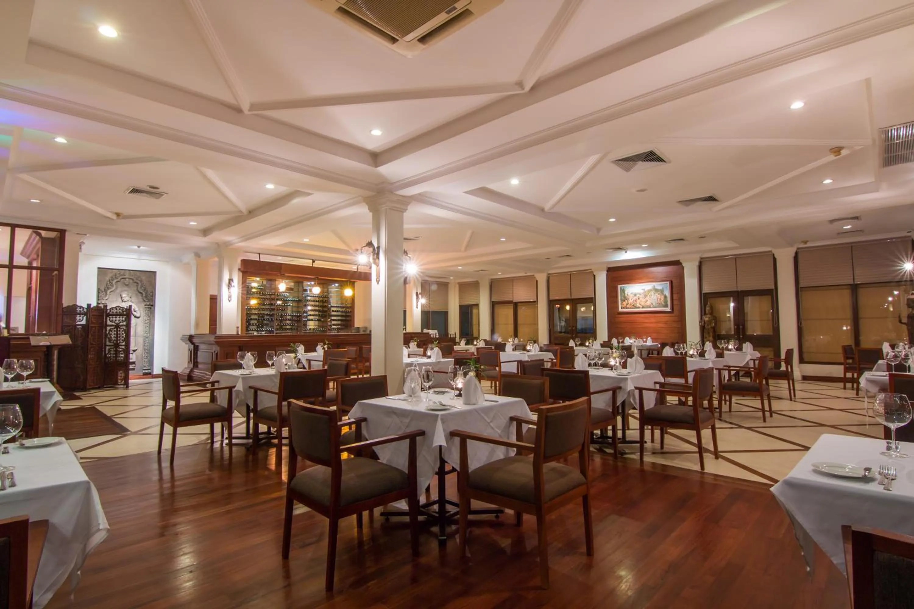 Restaurant/places to eat in Angkor Palace Resort & Spa