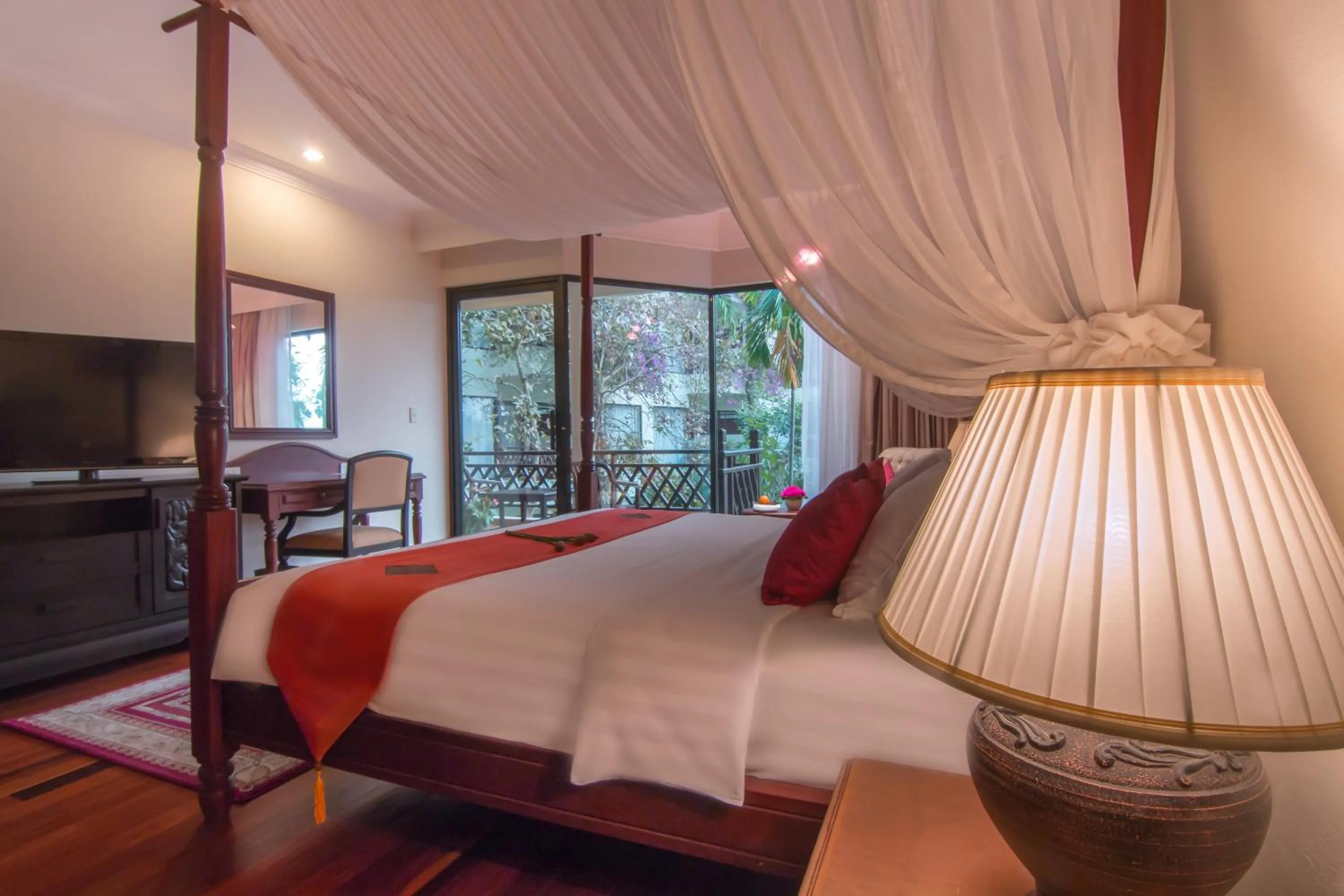Bed in Angkor Palace Resort & Spa