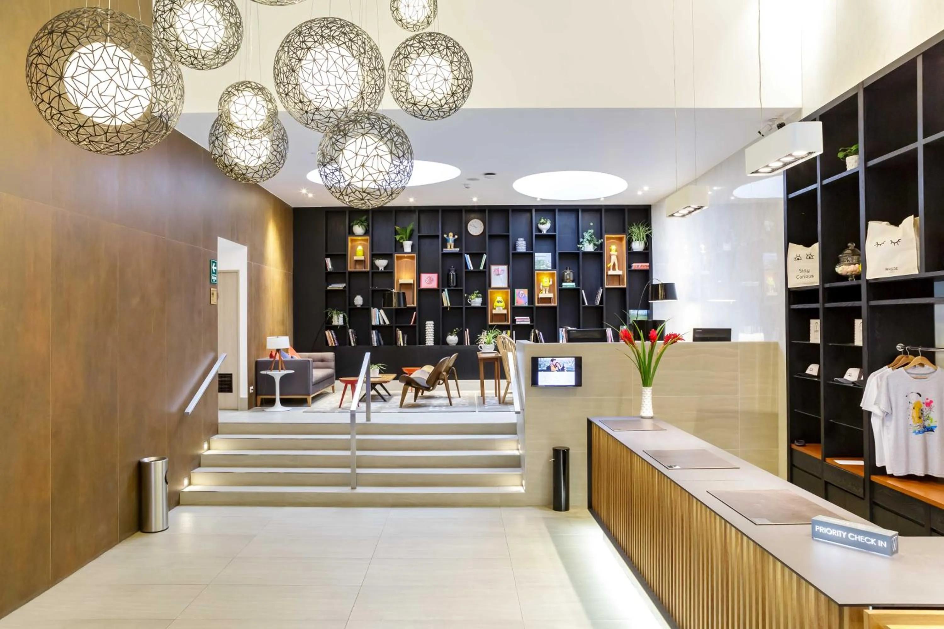 Living room in INNSiDE by Meliá Lima Miraflores