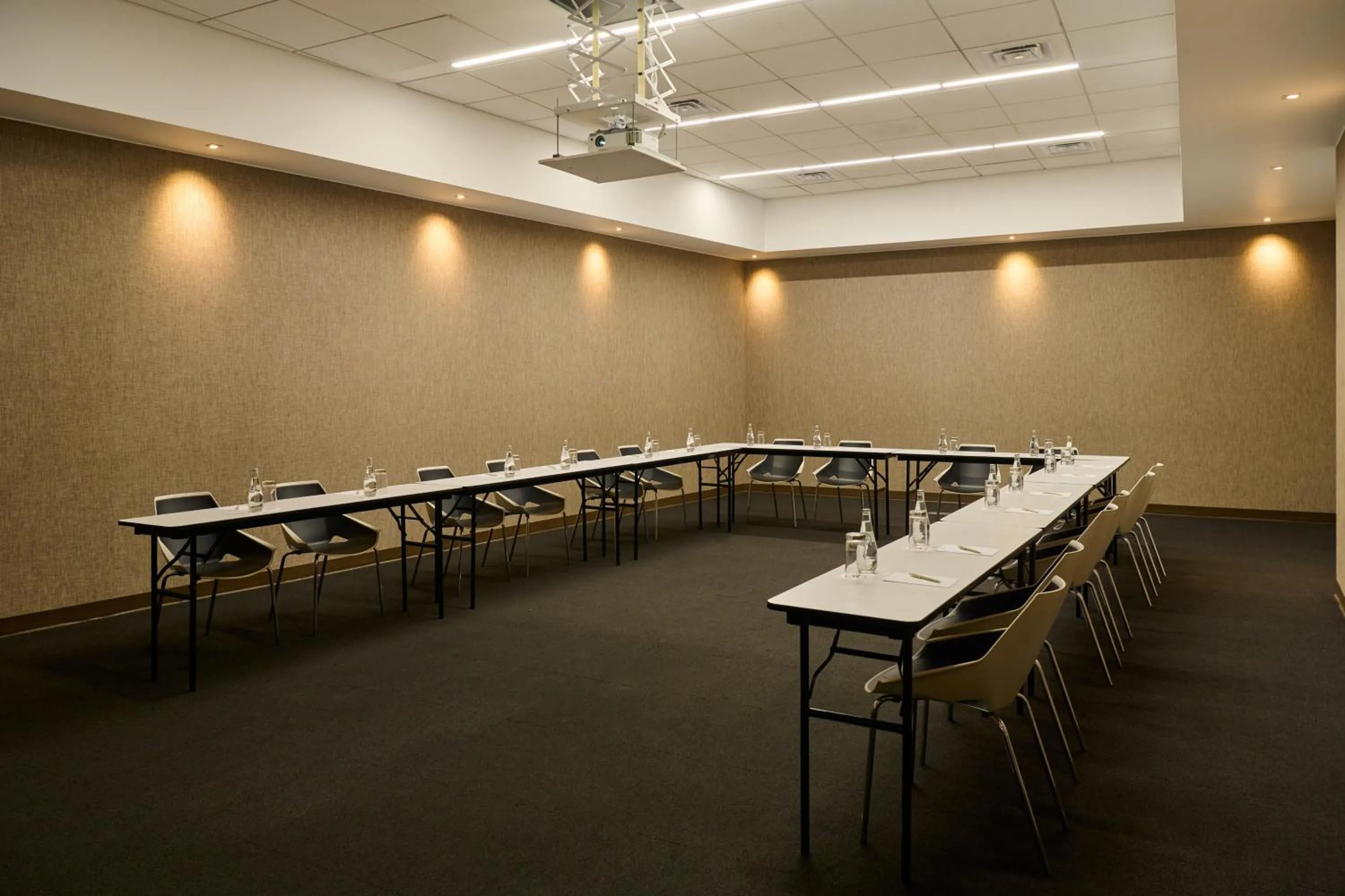 Meeting/conference room in INNSiDE by Meliá Lima Miraflores