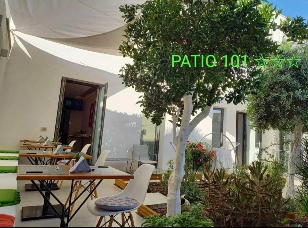 Property building in Patio 101 "Exclusive"