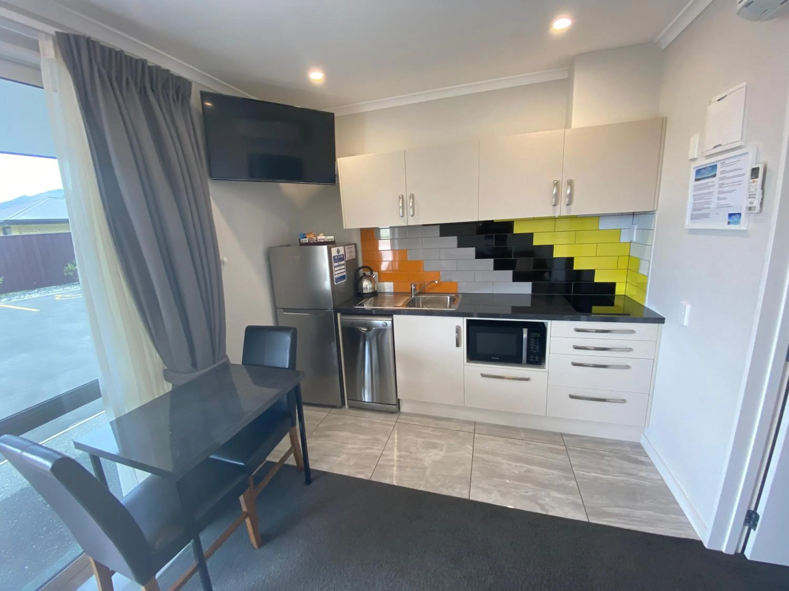 Kitchen or kitchenette in BigSky Motels