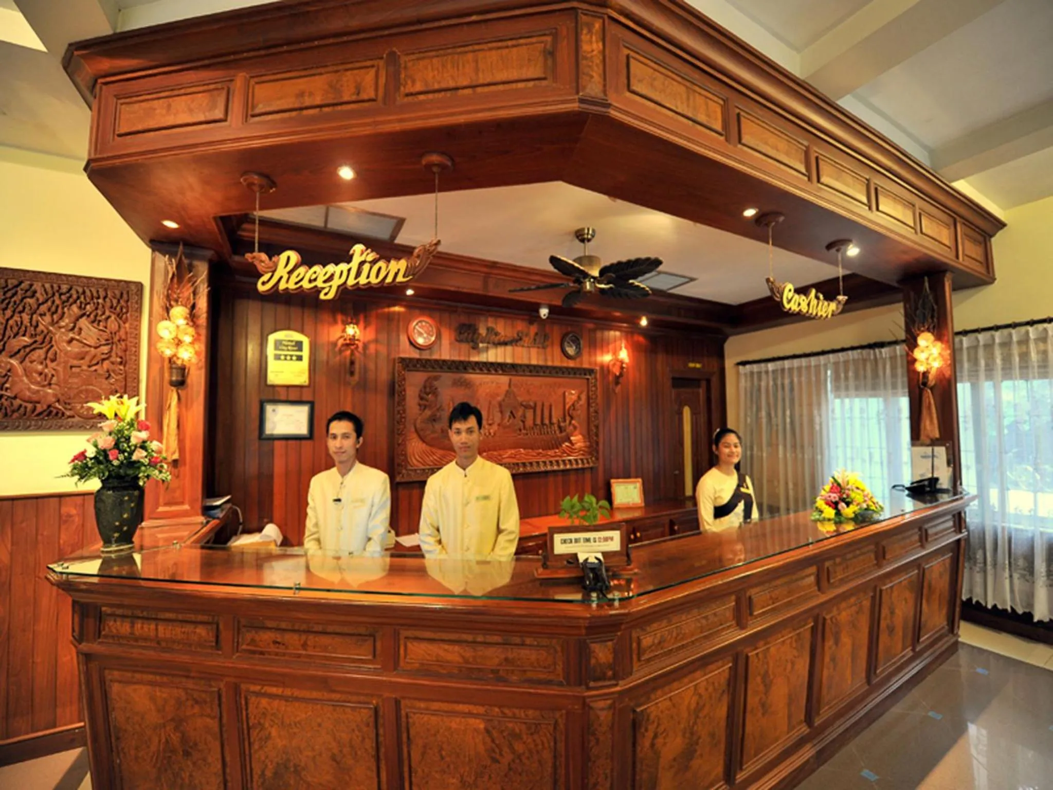 Lobby or reception in City River Hotel