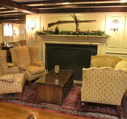 Restaurant/places to eat in Publick House Historic Inn and Country Motor Lodge