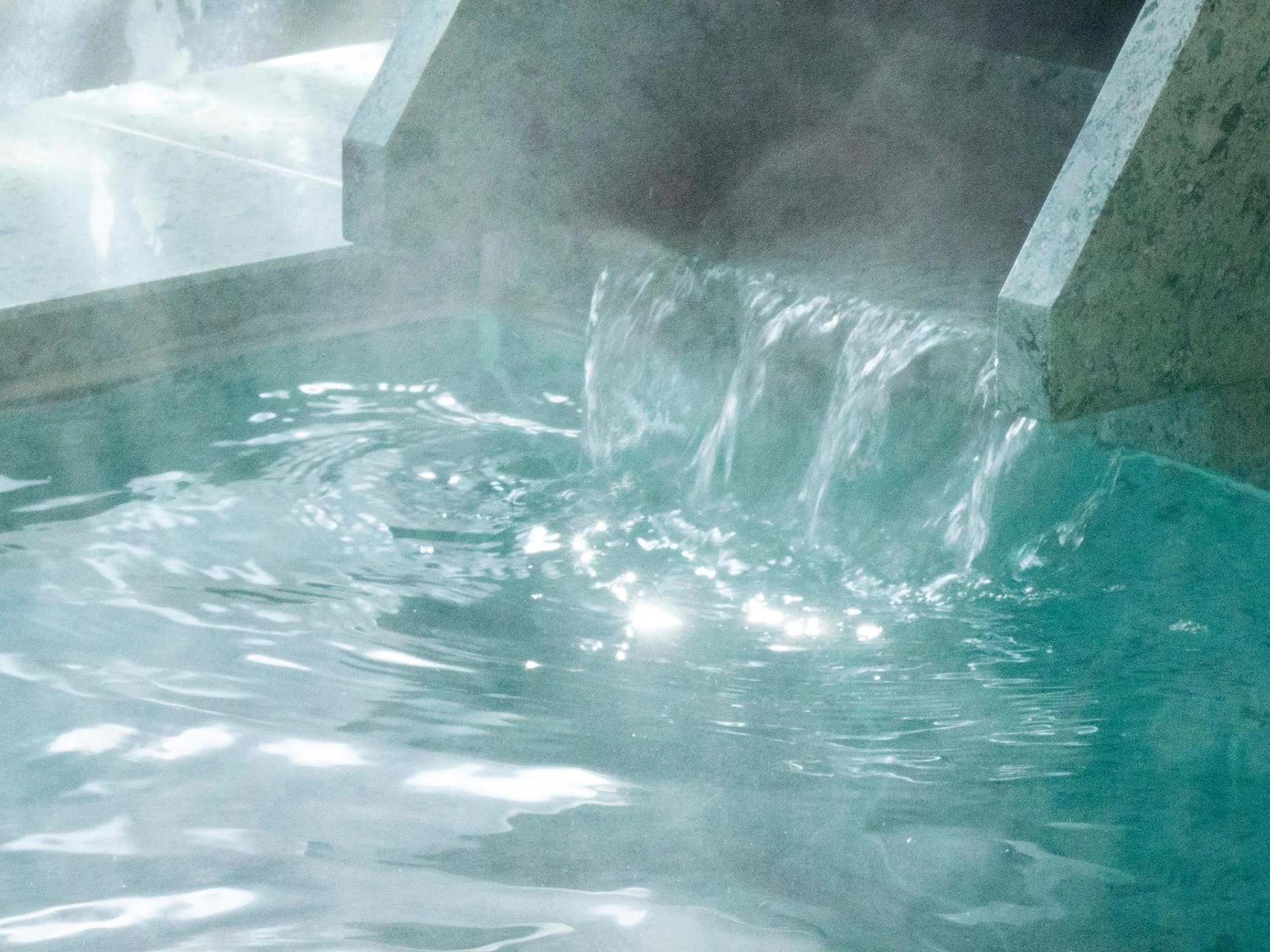 Hot Spring Bath in Hotel Hanaan