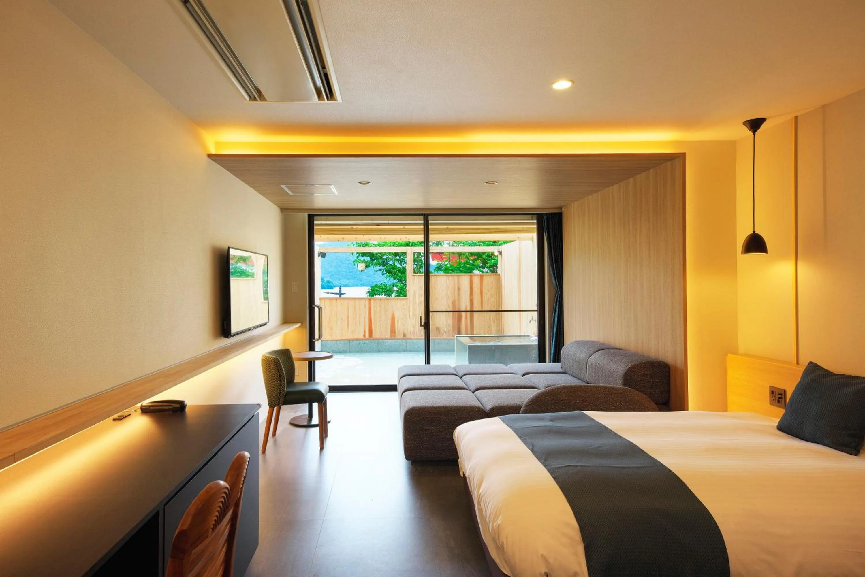 Photo of the whole room, Bed in Hotel Hanaan