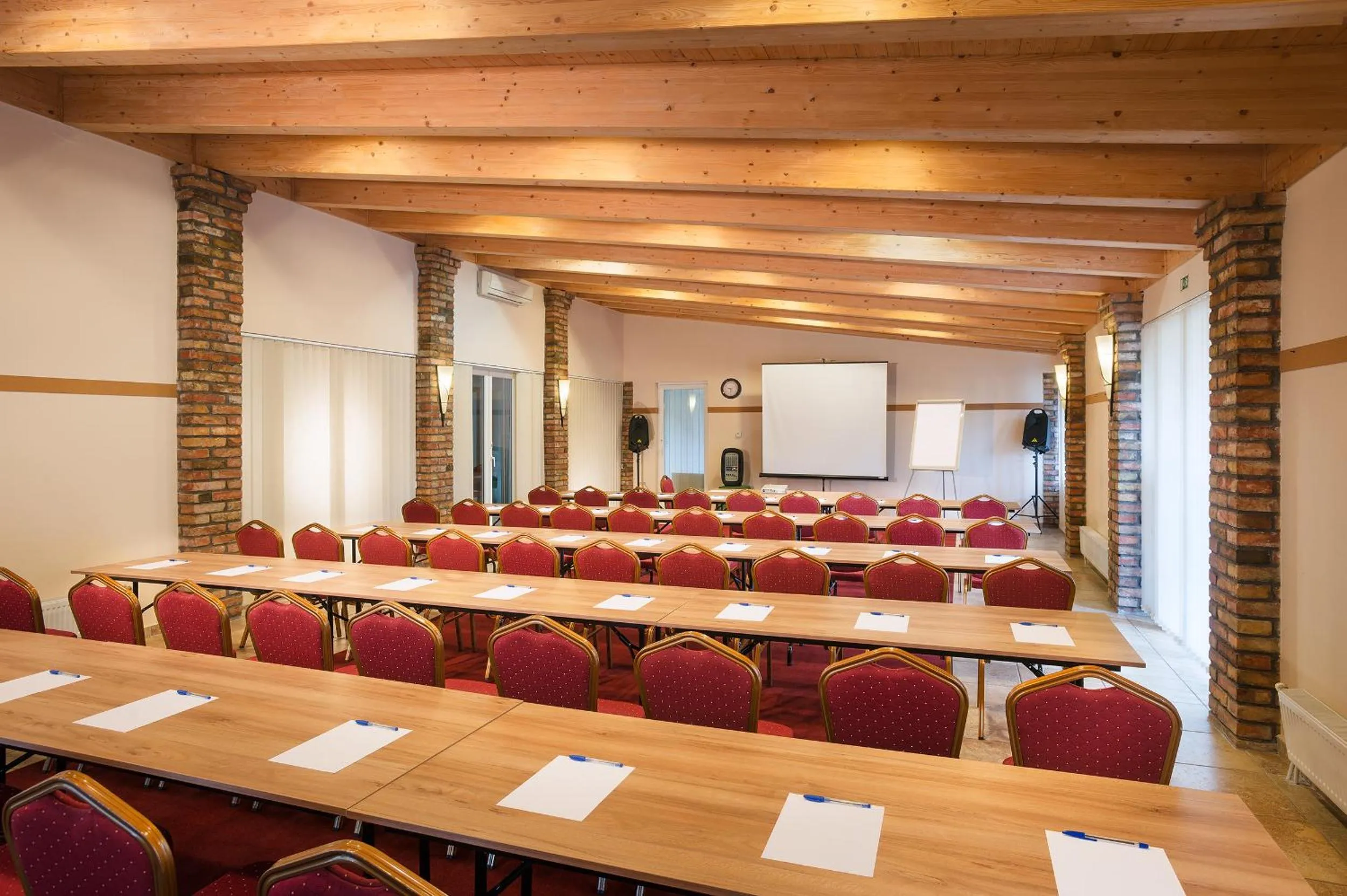 Business facilities in Hotel Honti Wellness és Konferencia Szálloda