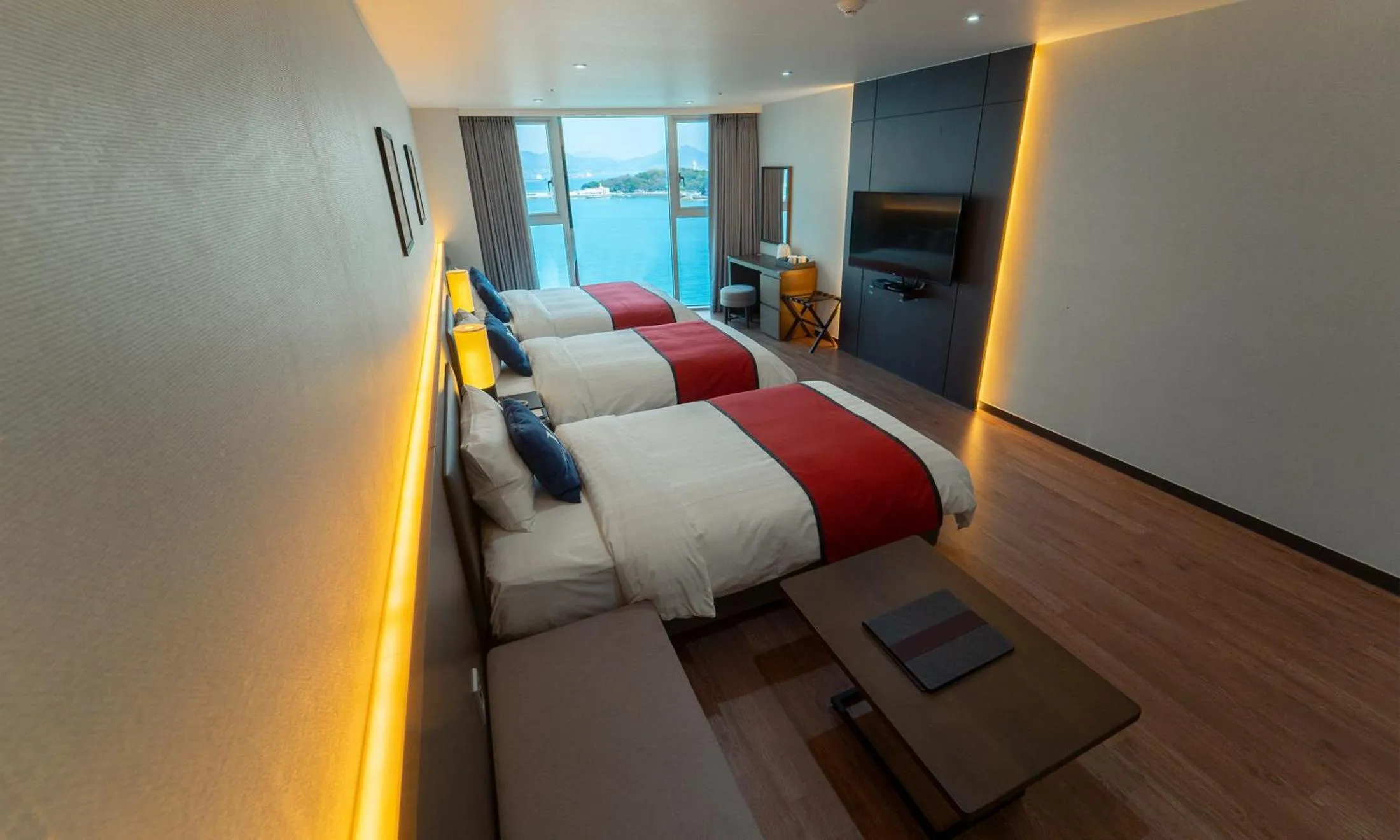 Bedroom, Bed in Venezia Hotel and Suite