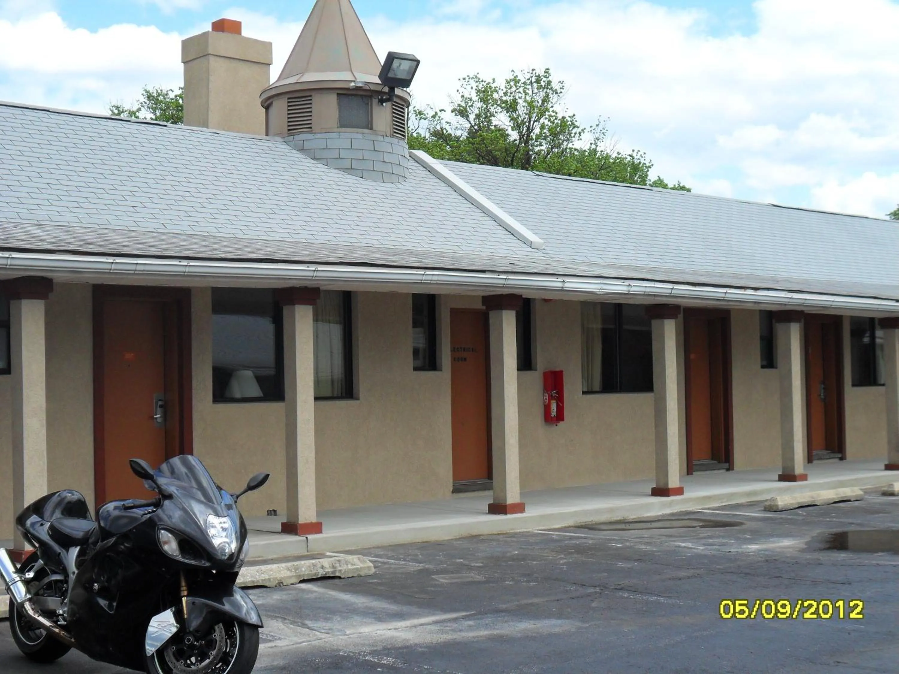 Red Carpet Inn Brooklawn