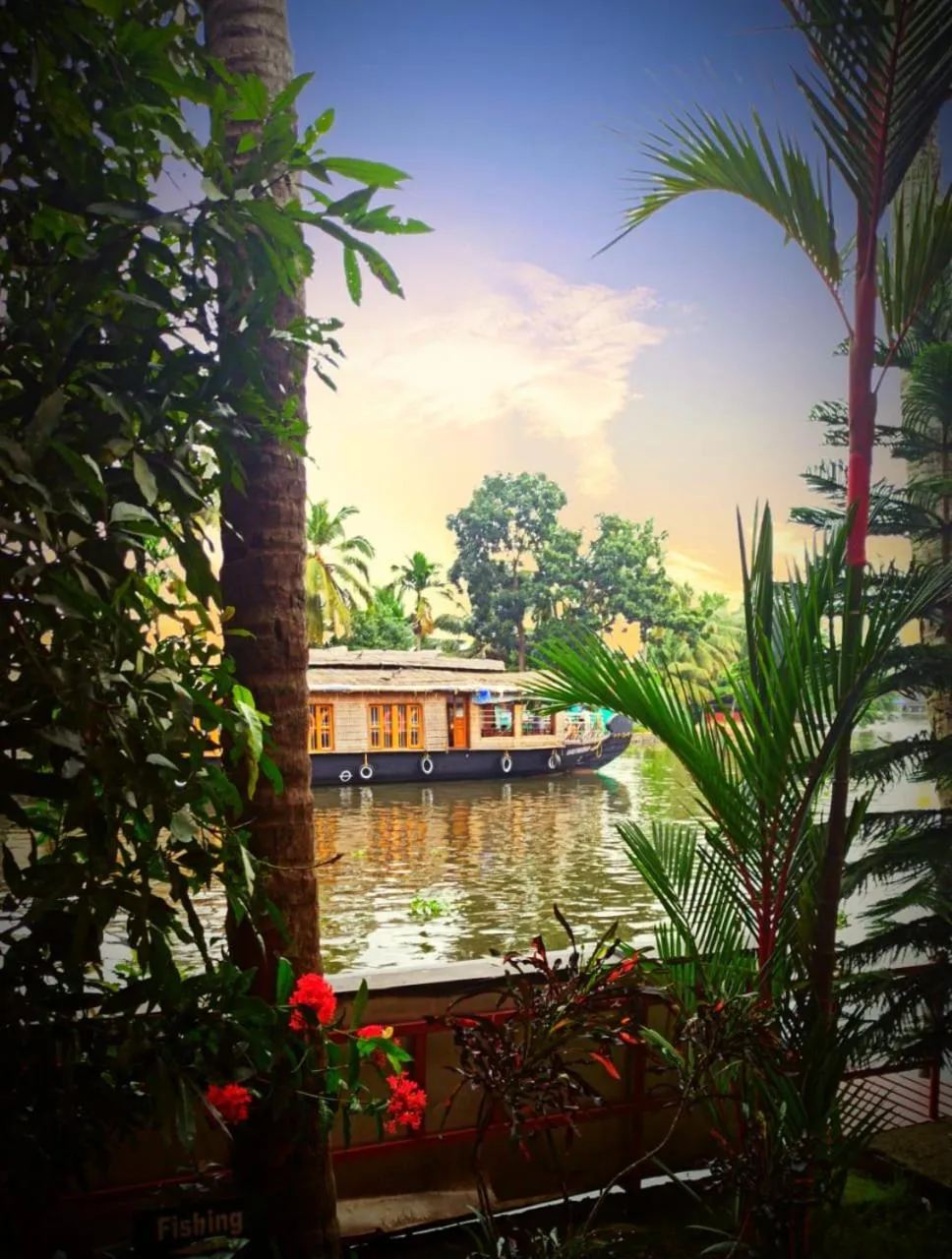 The Lake Paradise Boutique Resort