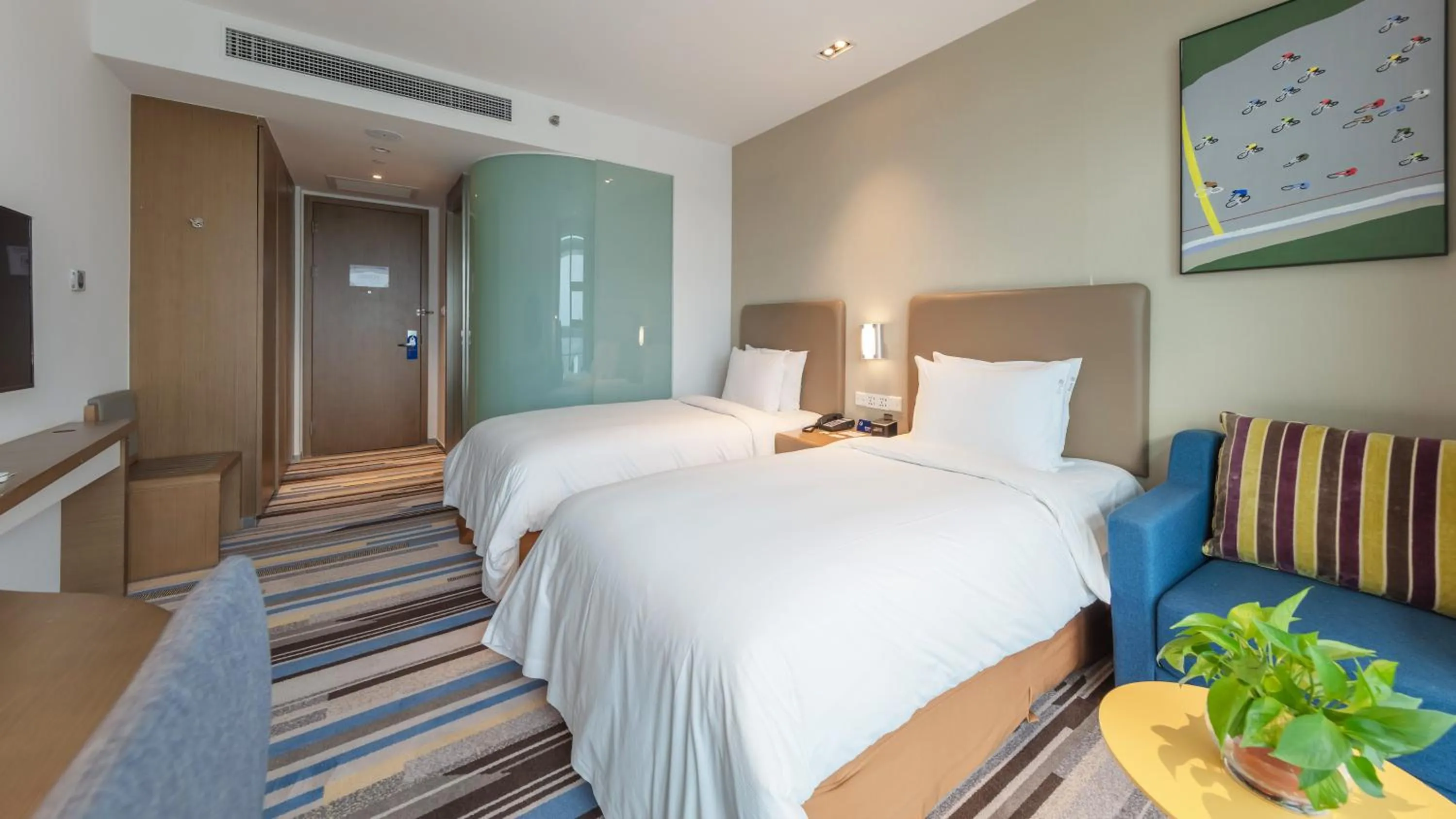 Bedroom, Bed in Holiday Inn Express - Suzhou Industrial Park by IHG