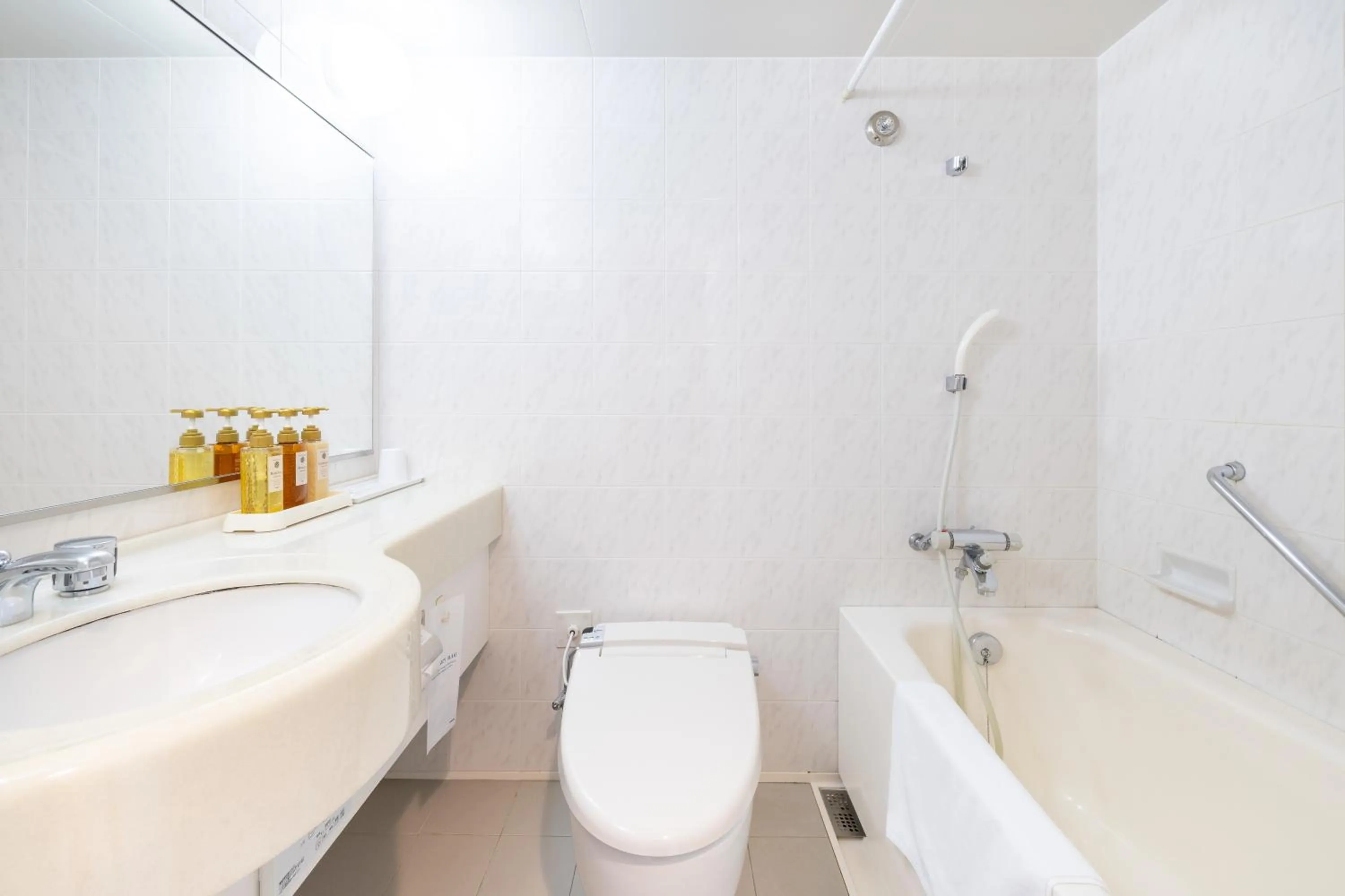 Toilet in Hiroshima Intelligent Hotel Annex