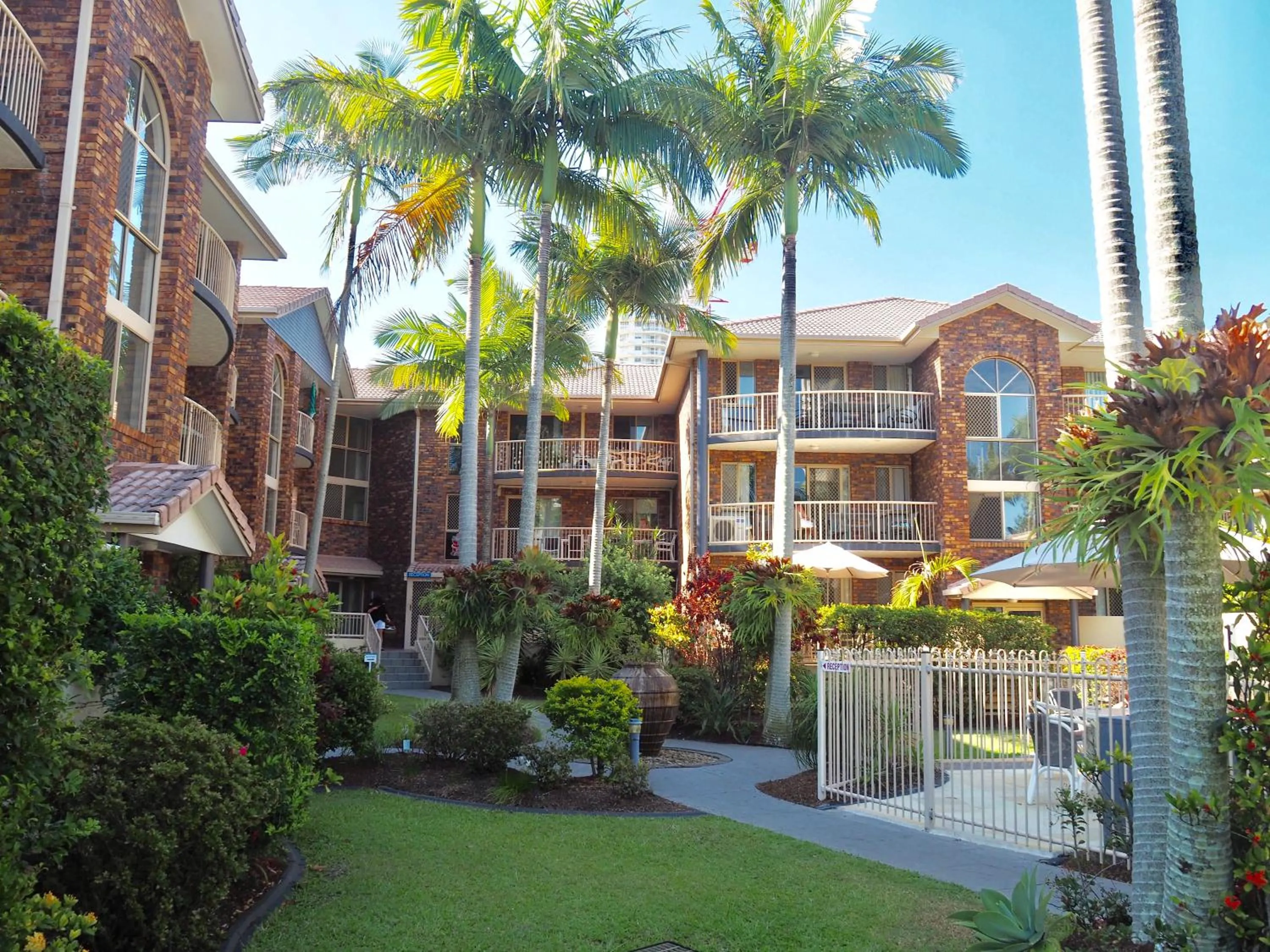 Facade/entrance in Oceanside Cove