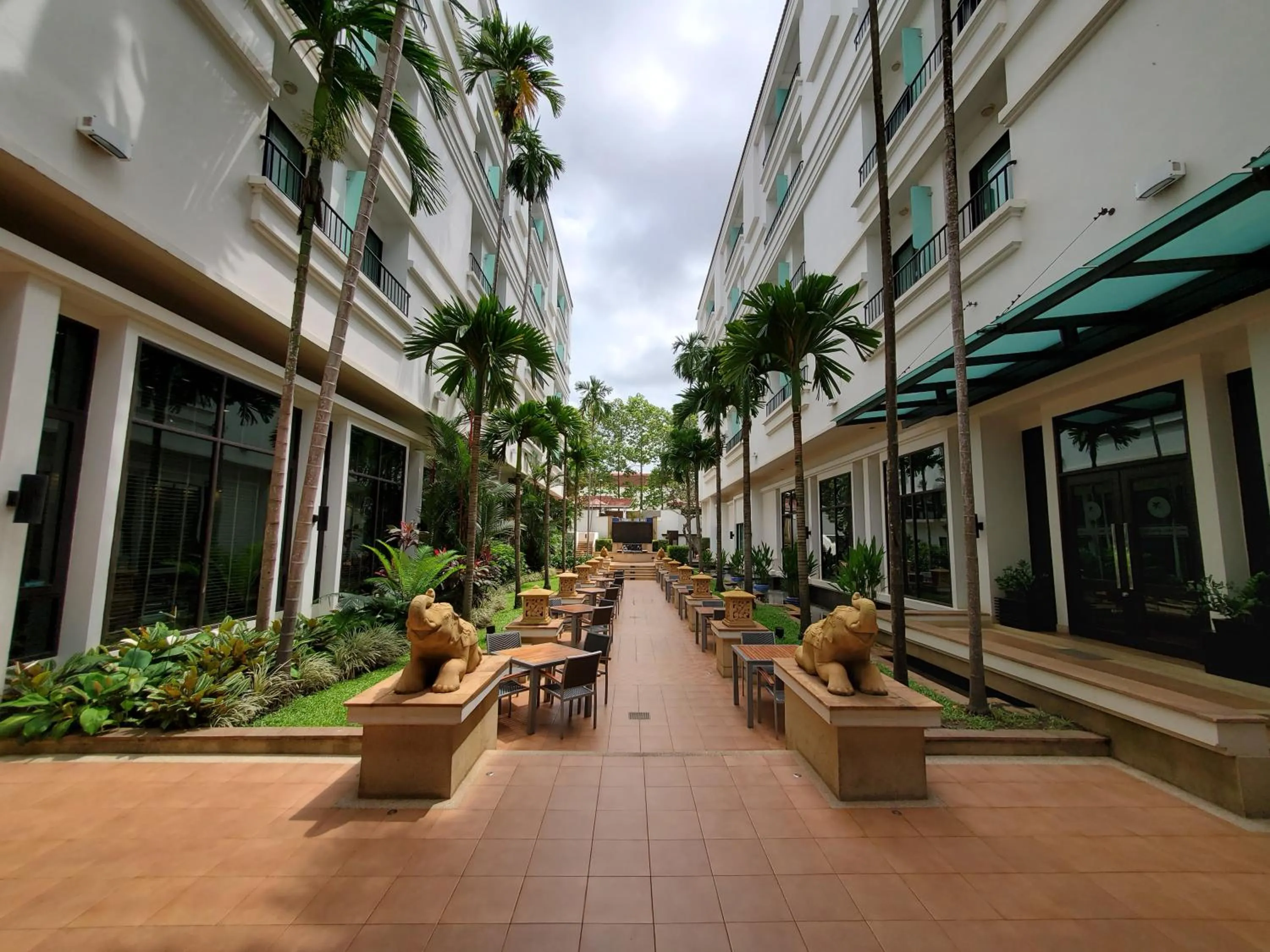 Garden view in Tara Angkor Hotel