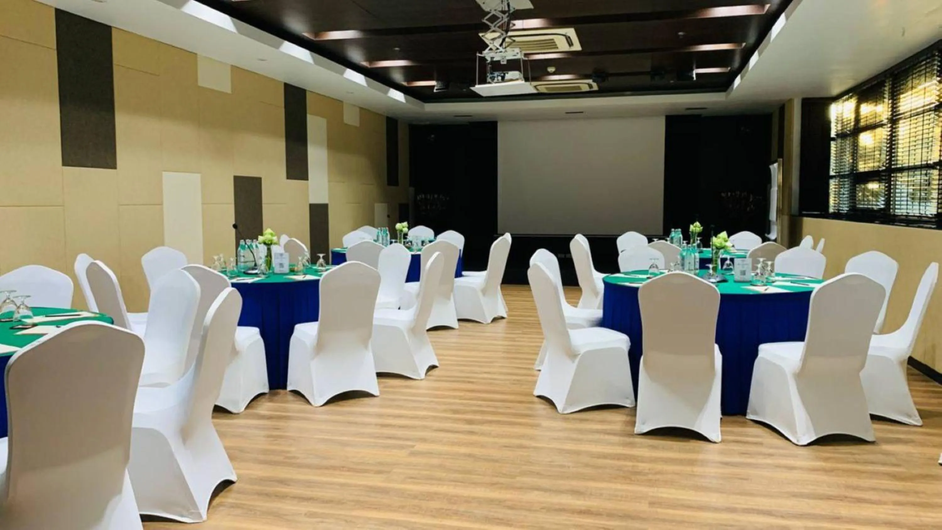 Meeting/conference room in Tara Angkor Hotel