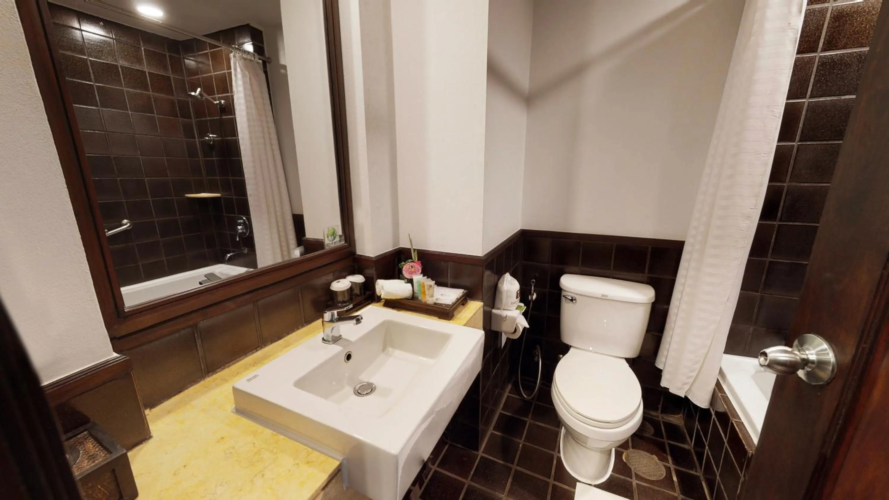 Bathroom in Tara Angkor Hotel