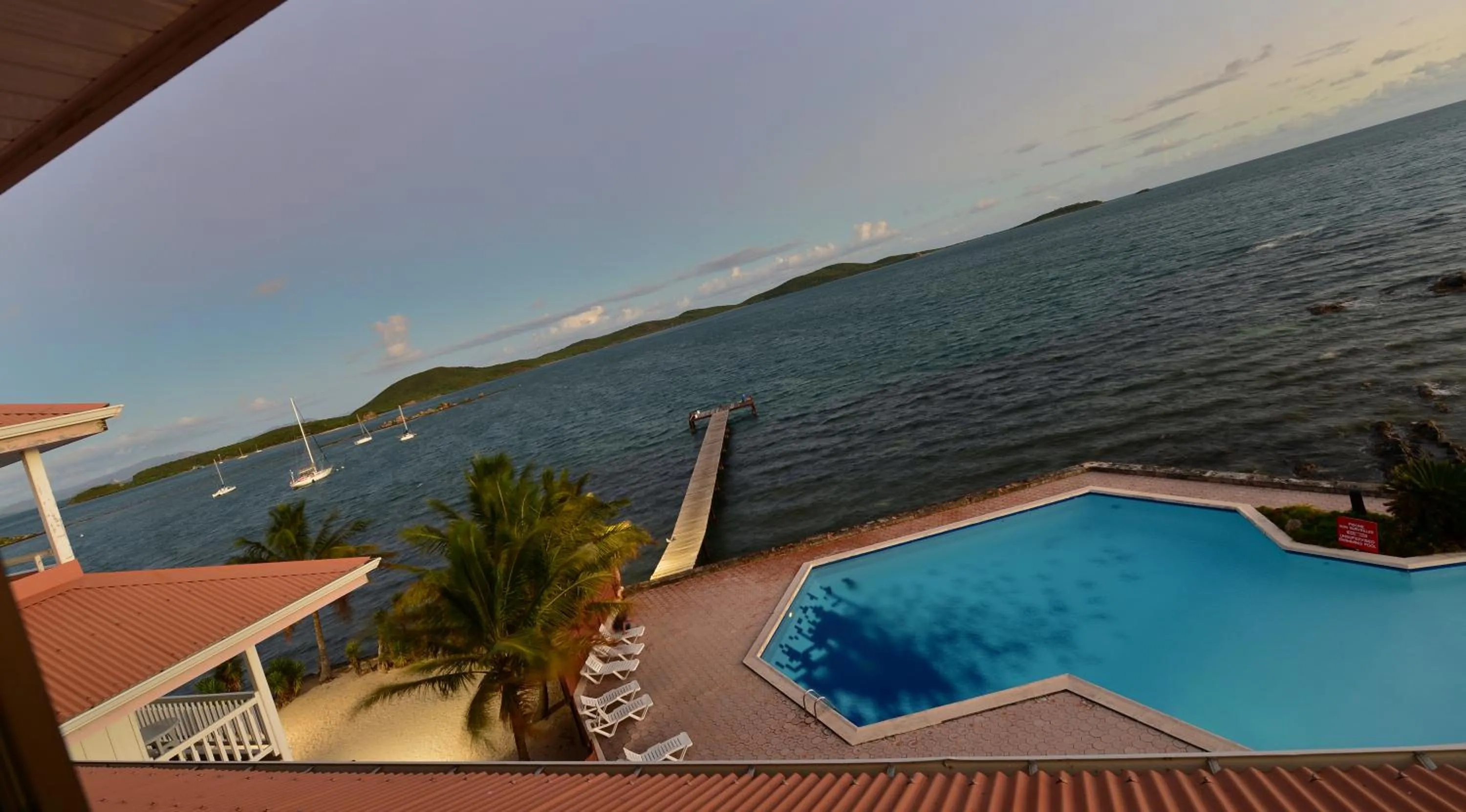 Pool view in Le Stanley Hôtel