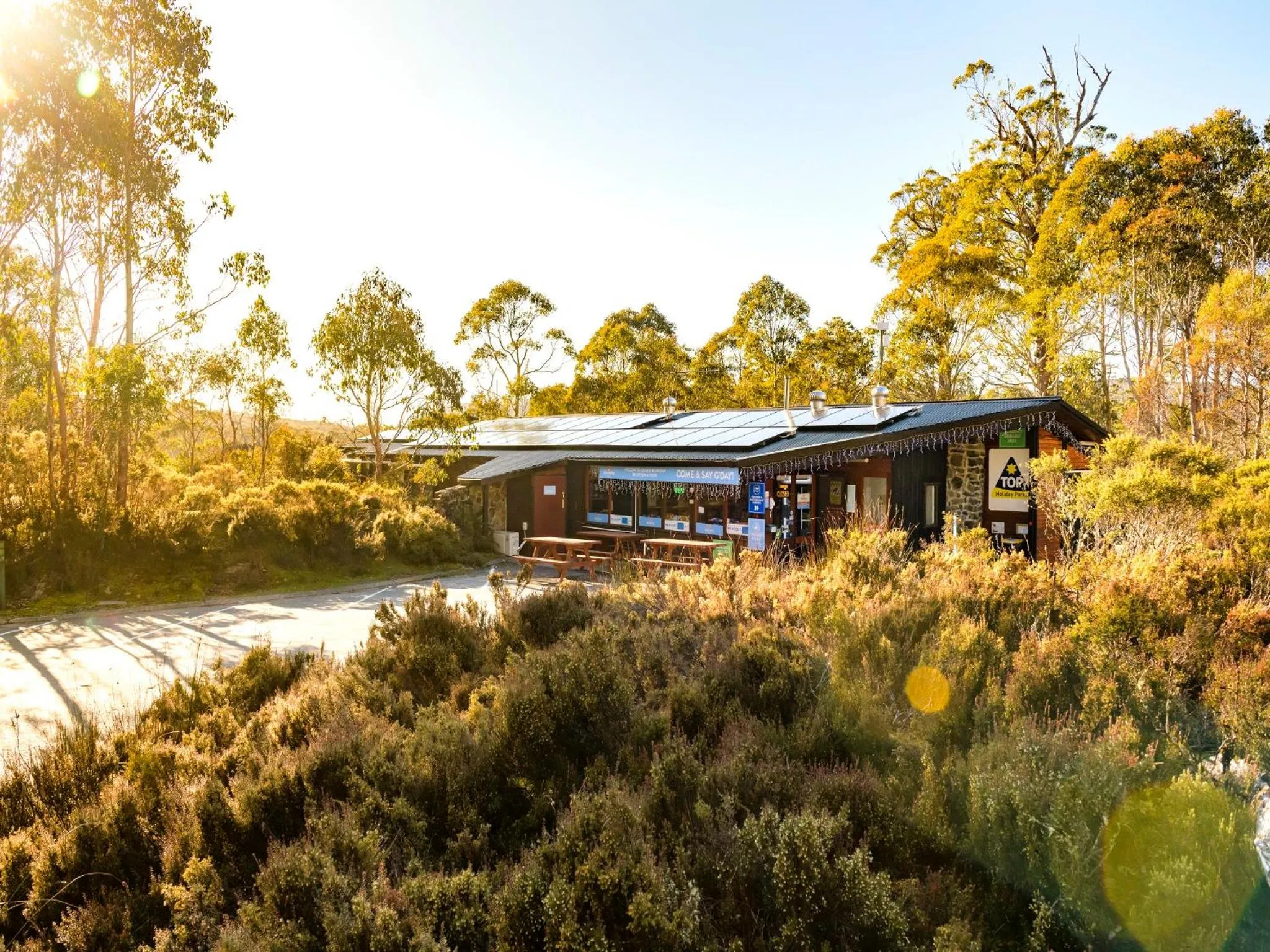 Facade/entrance in Discovery Parks - Cradle Mountain