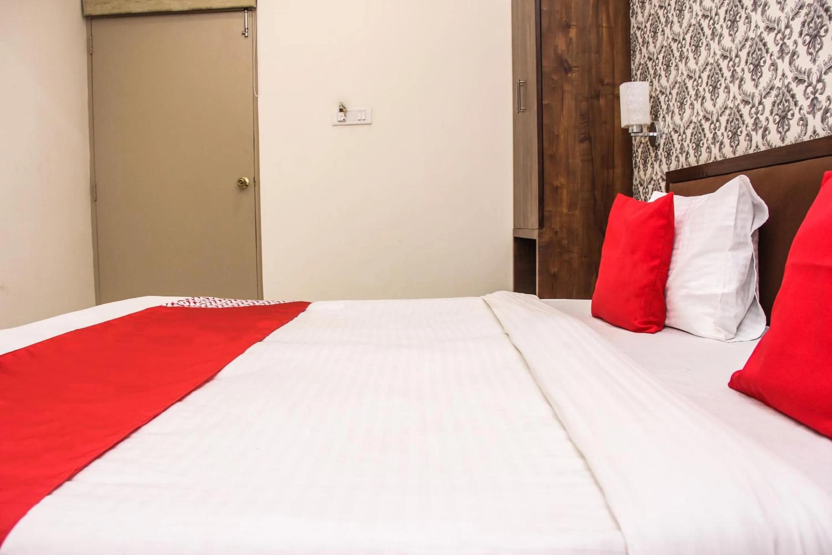 Bedroom, Bed in Collection O Chawla