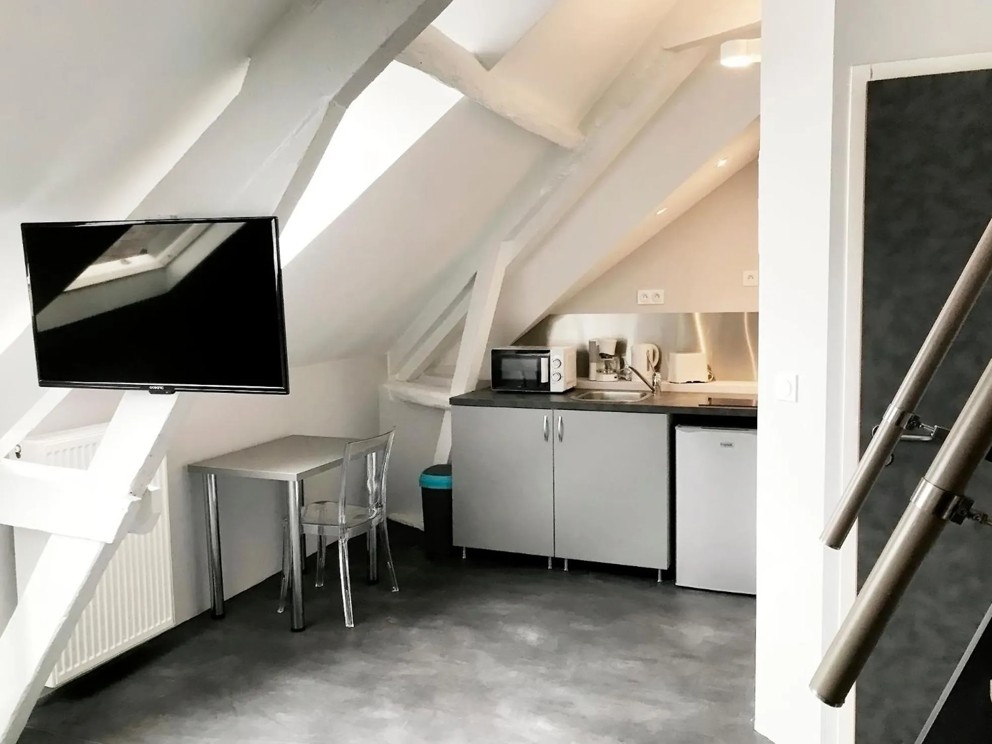 Kitchen or kitchenette in SmartAppart Saint Nazaire