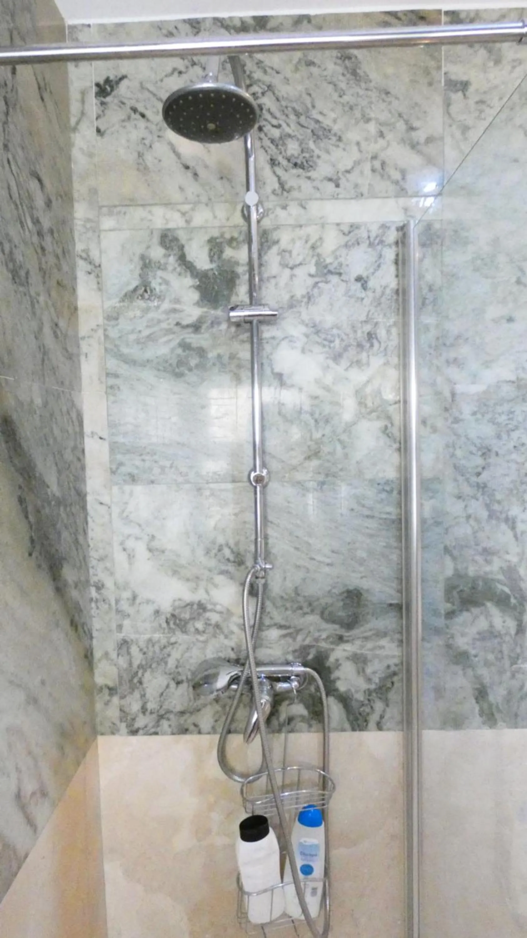 Shower in Azhar Suites