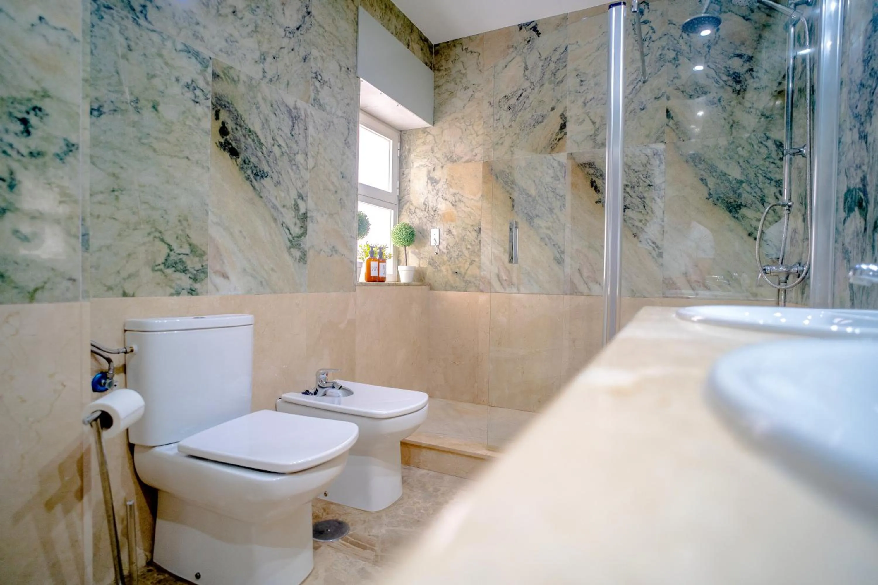 Shower in Azhar Suites