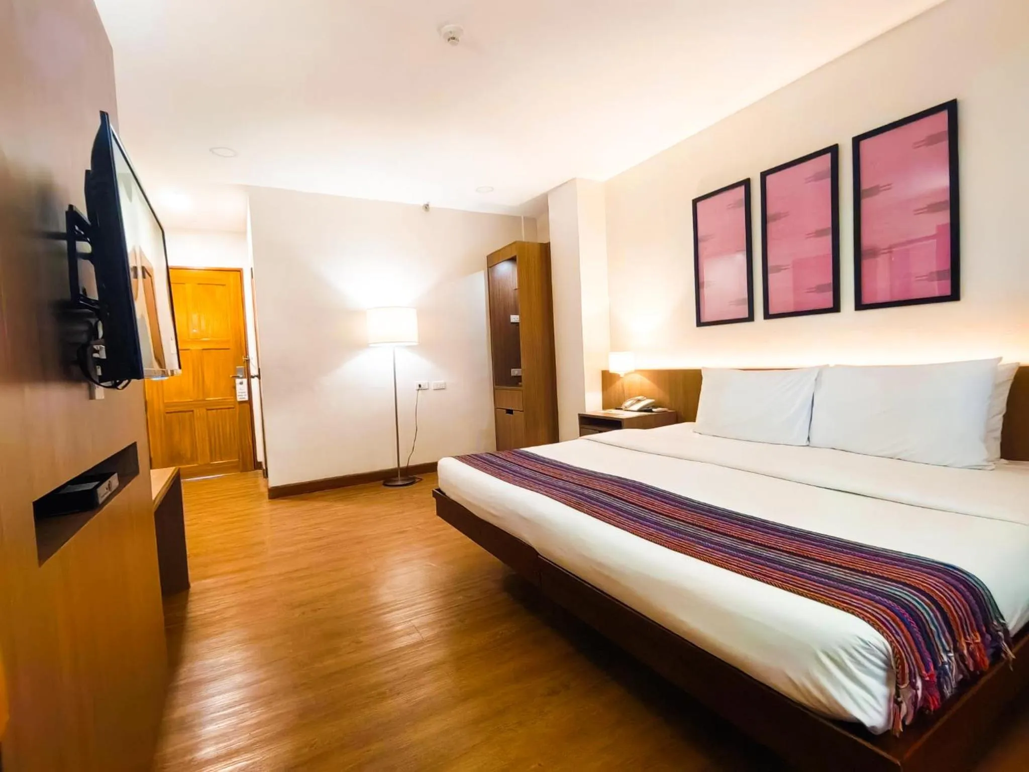 Bed in Nature's Village Resort