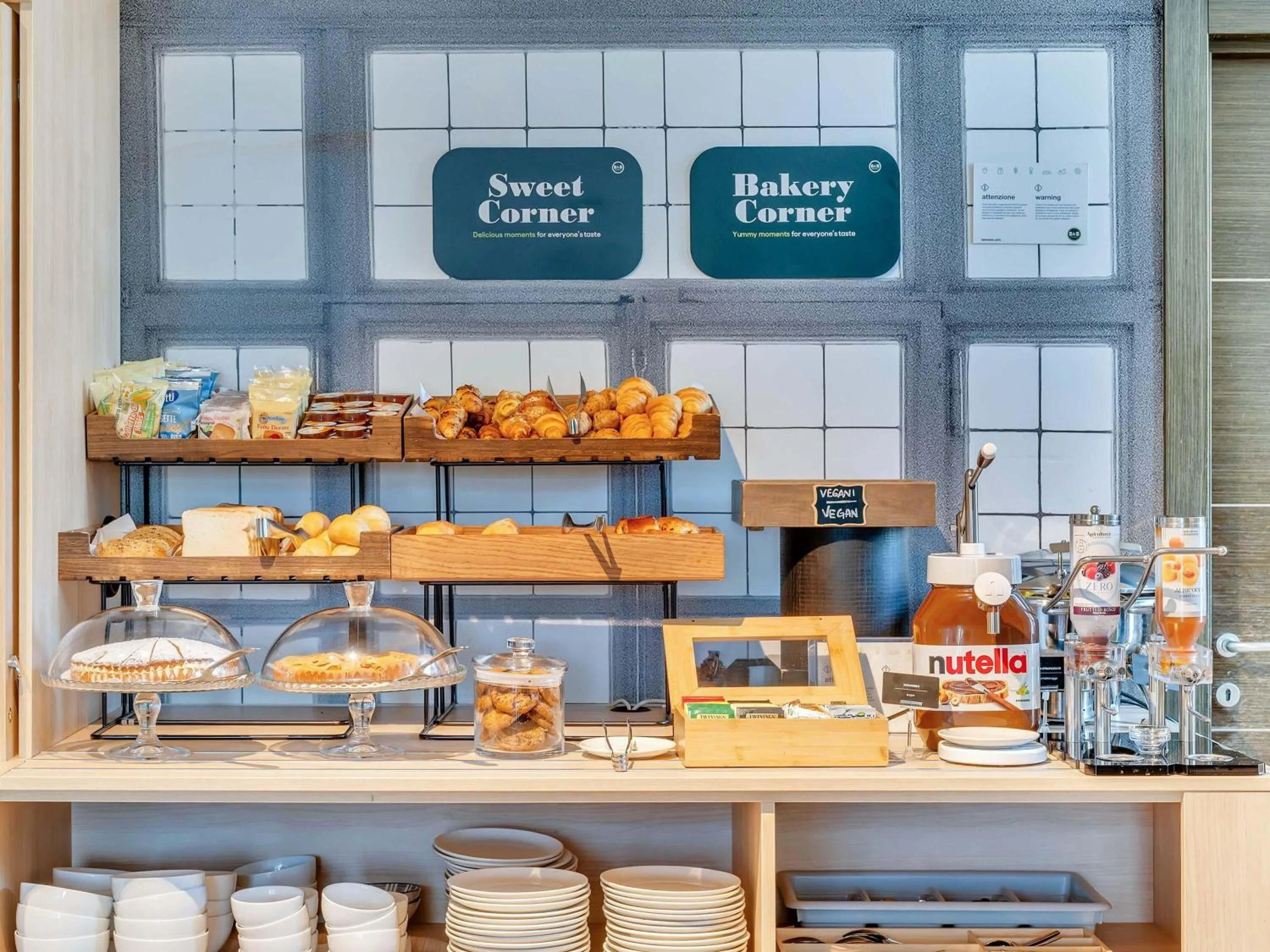 Restaurant/places to eat in B&B HOTEL Torino Orbassano