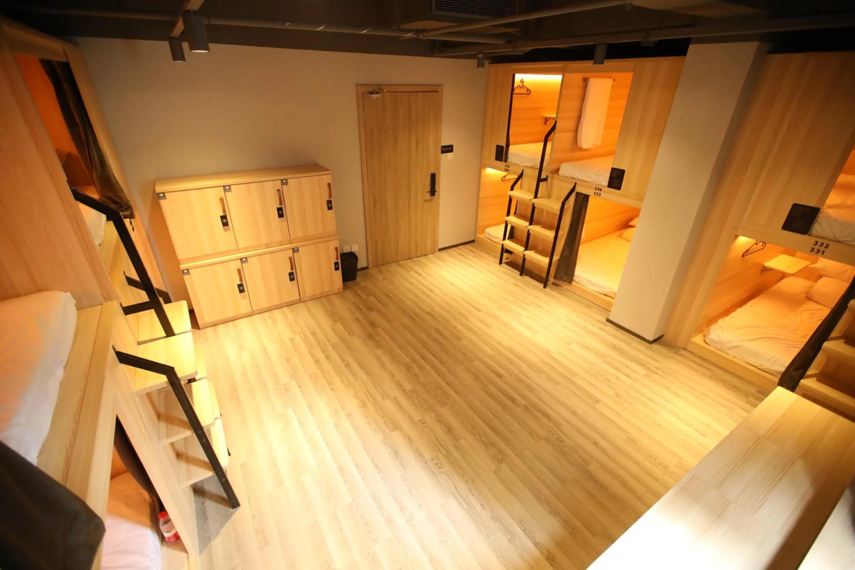 bunk bed, Bed in Chengdu Desti Youth Park Hostel Chunxi Road