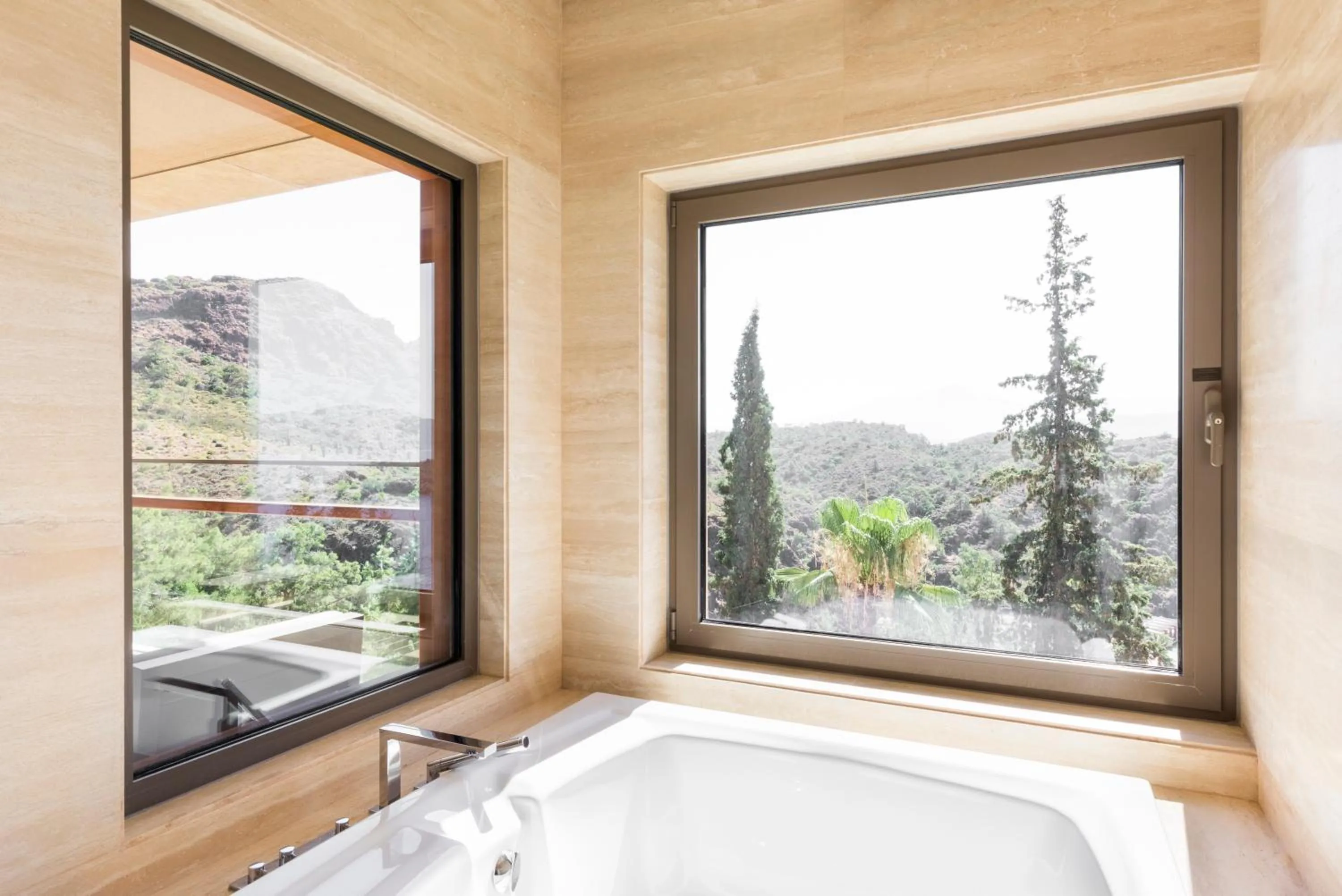 Bathroom in D Maris Bay