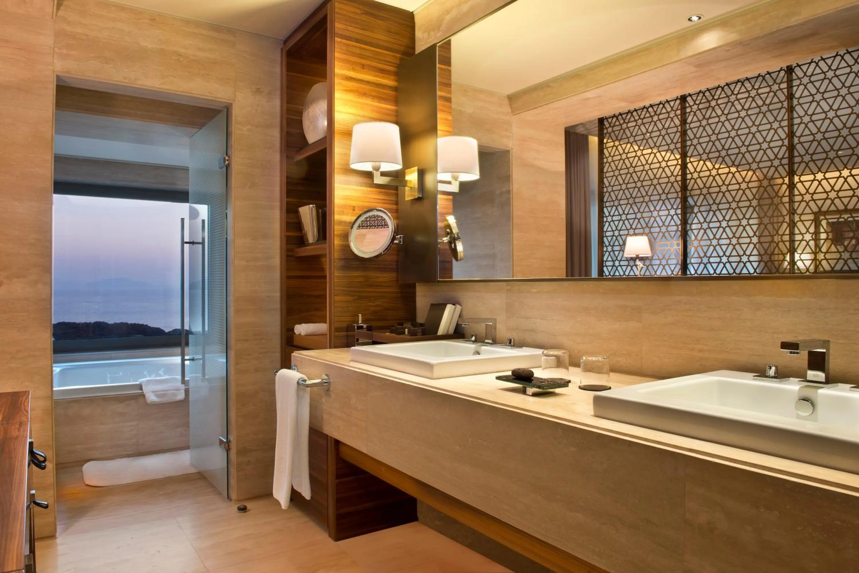 Bathroom in D Maris Bay
