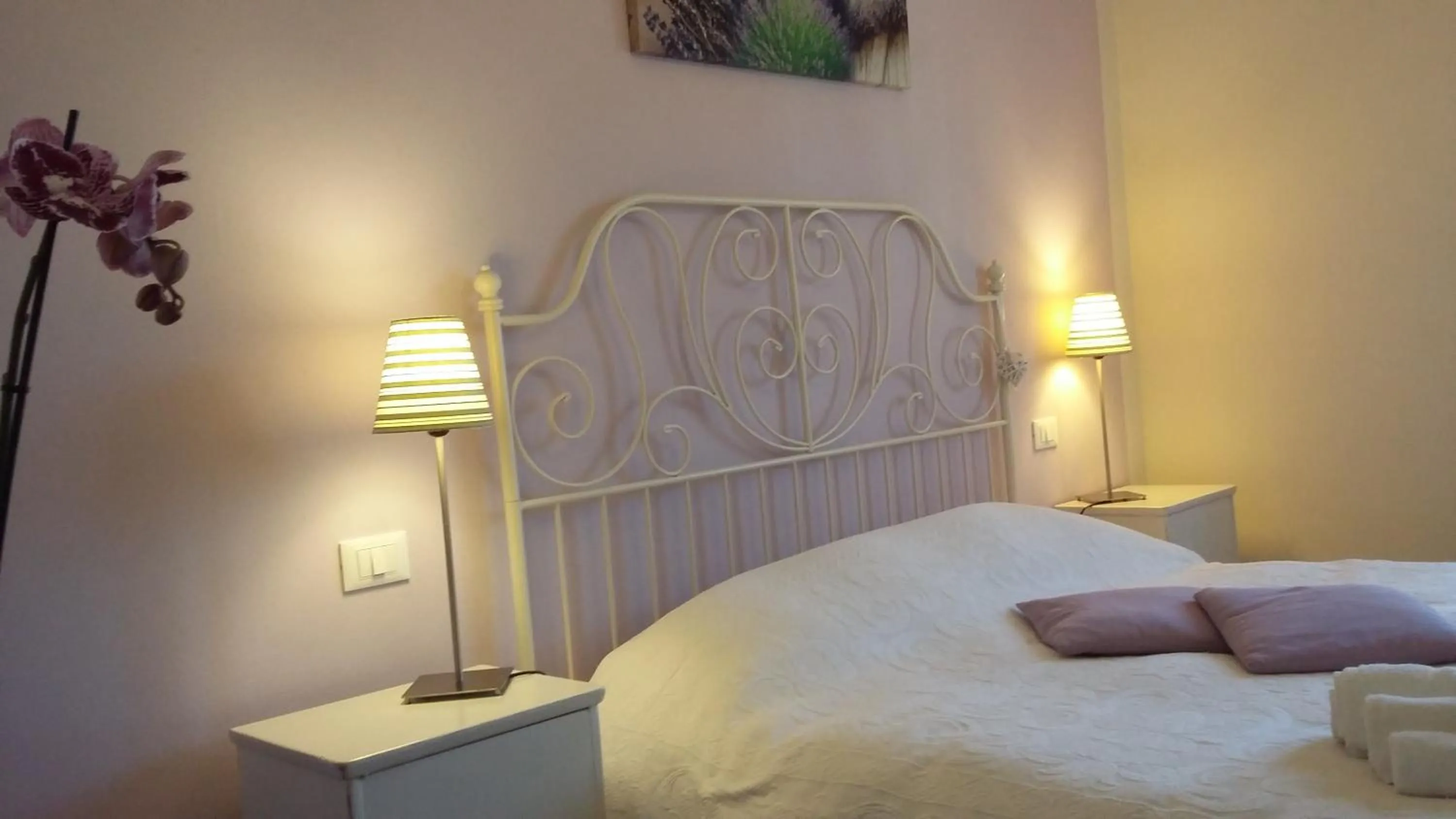 Photo of the whole room, Bed in B&B Il Paiolo