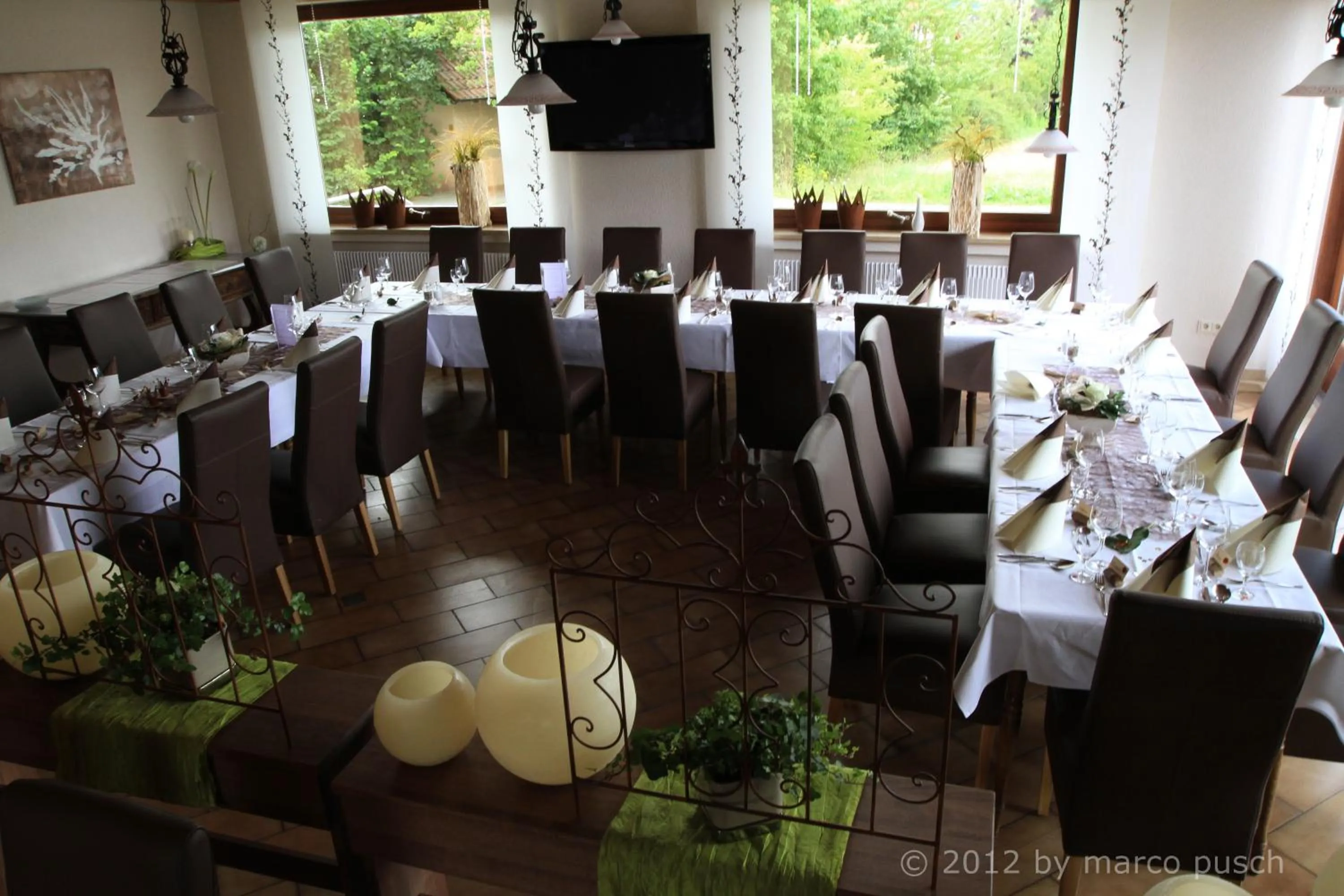 Text overlay in Kaiser´s Weinland Hotel